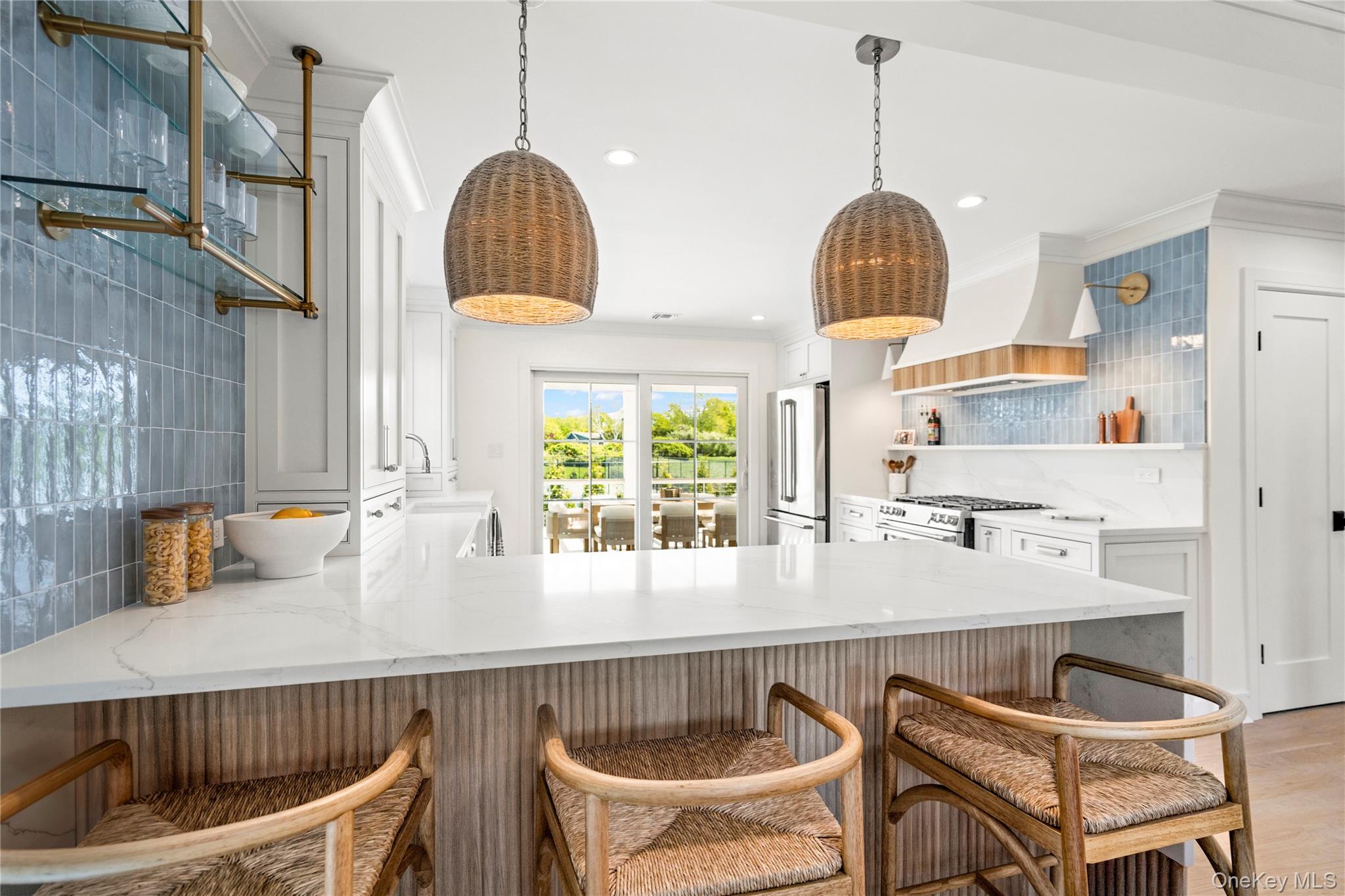 #14 photo, 4 Carriage Lane, سوفولك Southampton , NY 11968