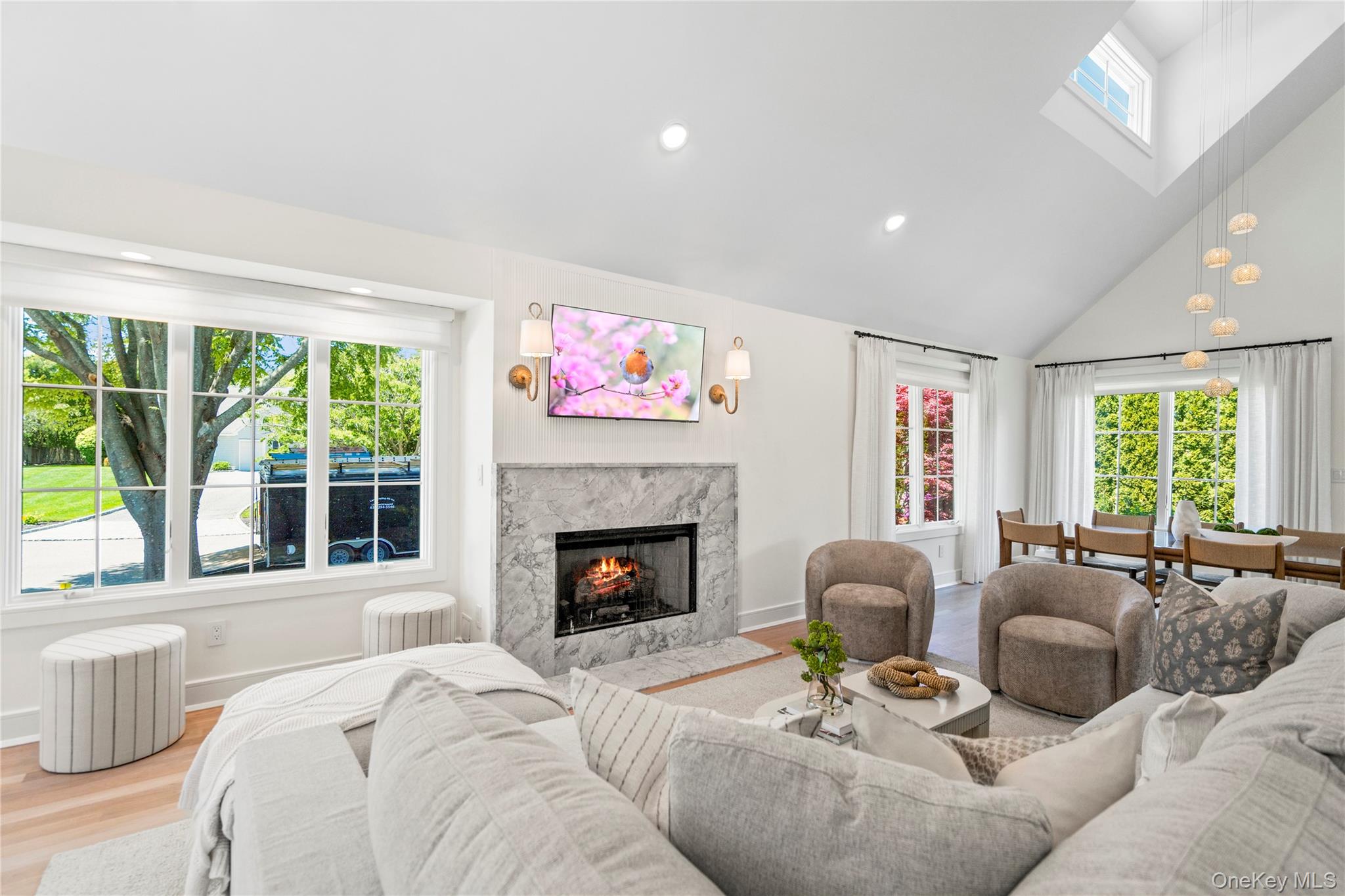 #6 photo, 4 Carriage Lane, سوفولك Southampton , NY 11968