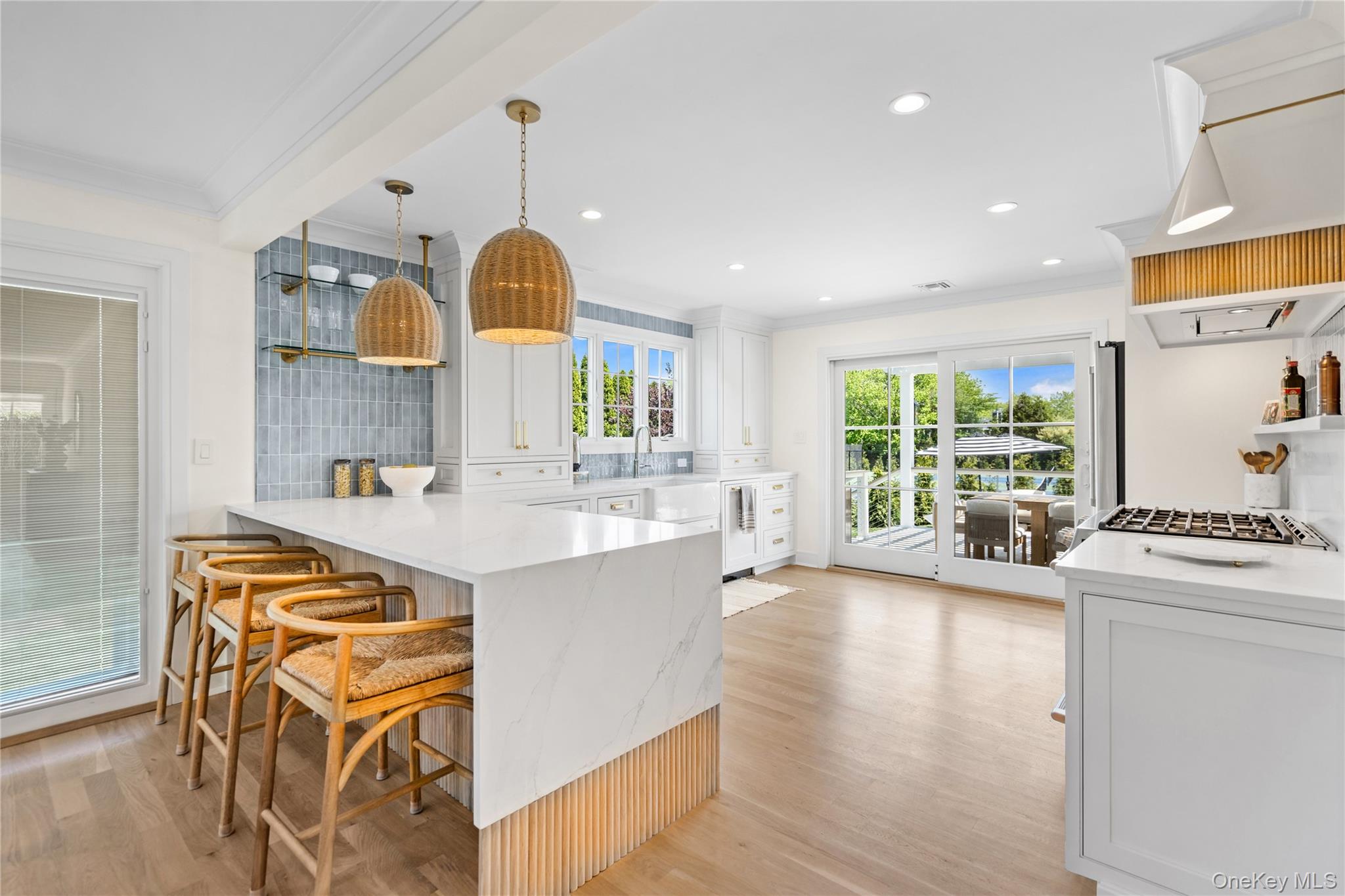 #8 photo, 4 Carriage Lane, سوفولك Southampton , NY 11968