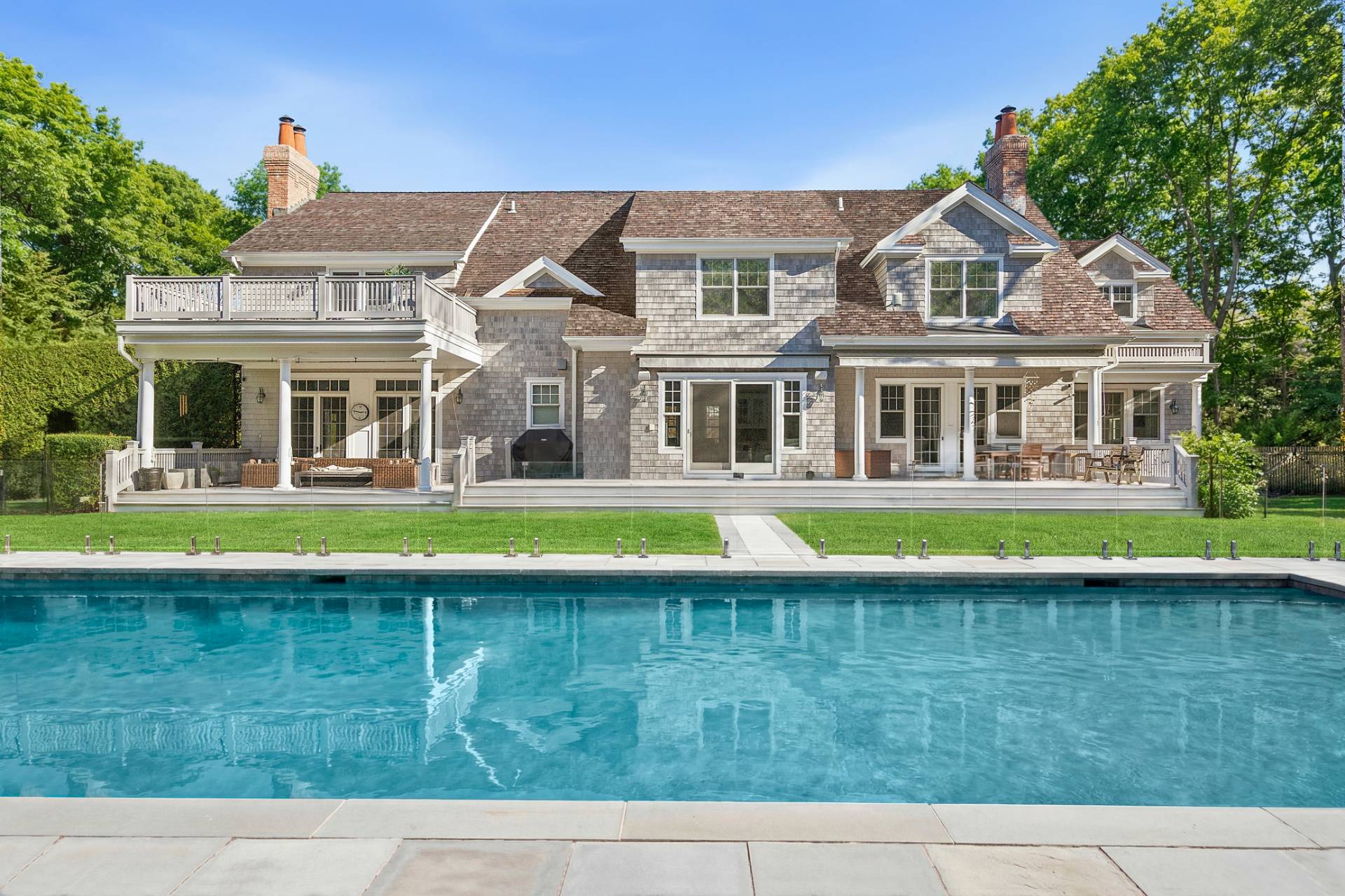 #1 photo, 2 Southampton Hills Court, 東長島 汉普顿 Southampton , NY 11968