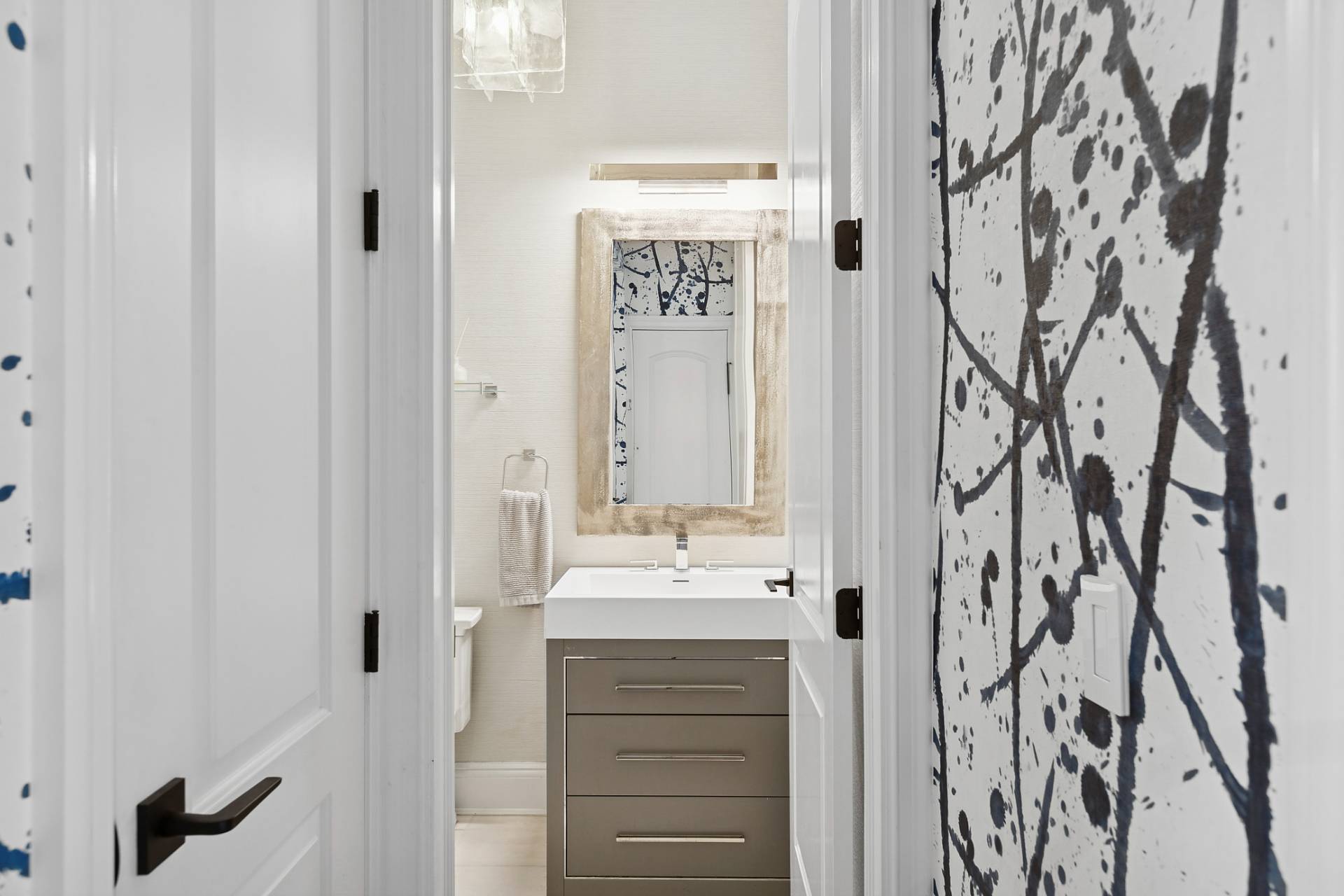 #14 photo, 2 Southampton Hills Court, 東長島 汉普顿 Southampton , NY 11968