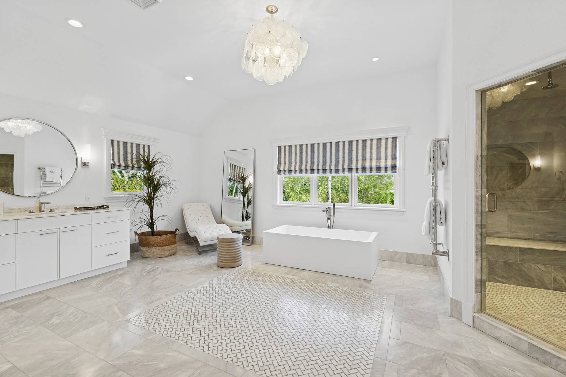 #28 photo, 2 Southampton Hills Court, 東長島 汉普顿 Southampton , NY 11968