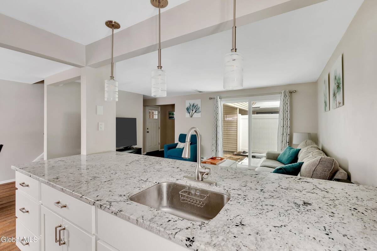 #11 photo, 88 Yorkshire Drive, 紐約州 East Greenbush , NY 12061