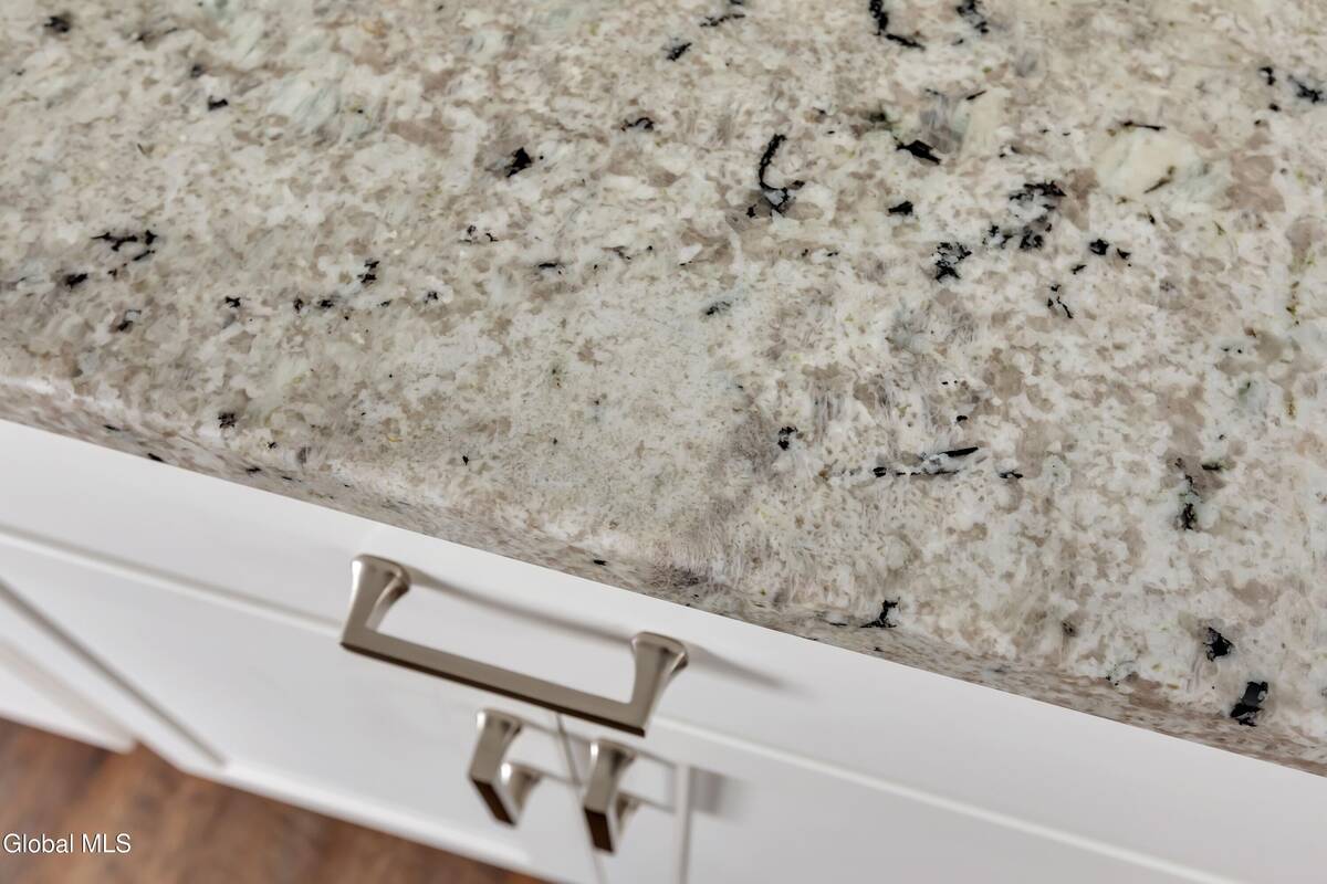 #14 photo, 88 Yorkshire Drive, 紐約州 East Greenbush , NY 12061