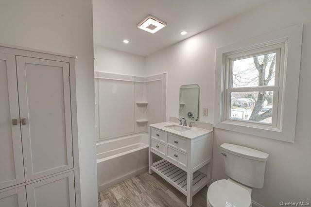 #18 photo, 243 Locust Avenue, Babylon , NY 11702