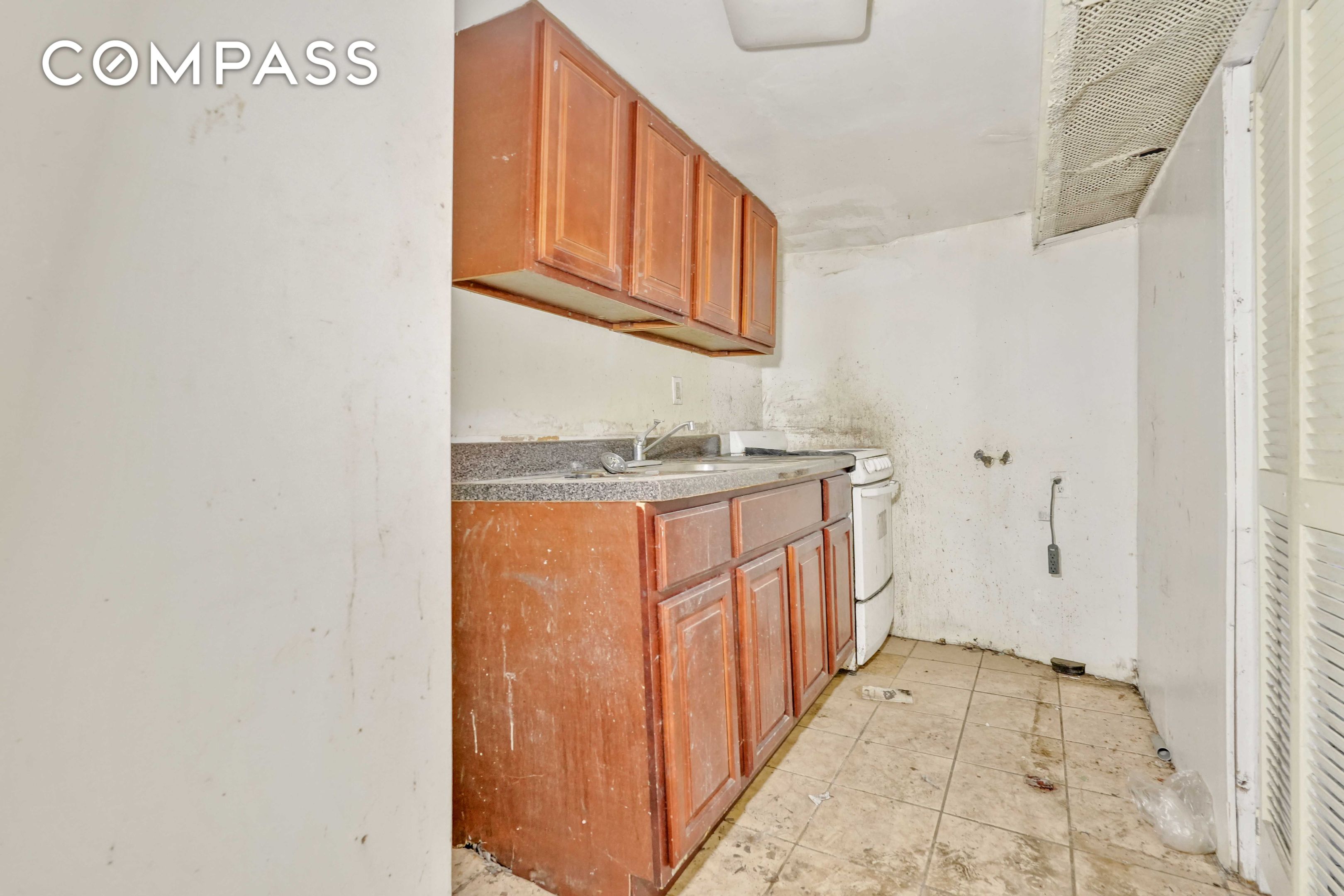 #20 photo, 610 Ashford Street, New Lots , NY 11207