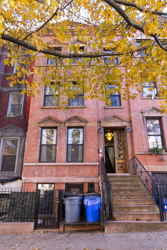 #1 photo, 227 EDGECOMBE Avenue, 曼哈頓 北曼哈顿 Hamilton Heights , NY 10030