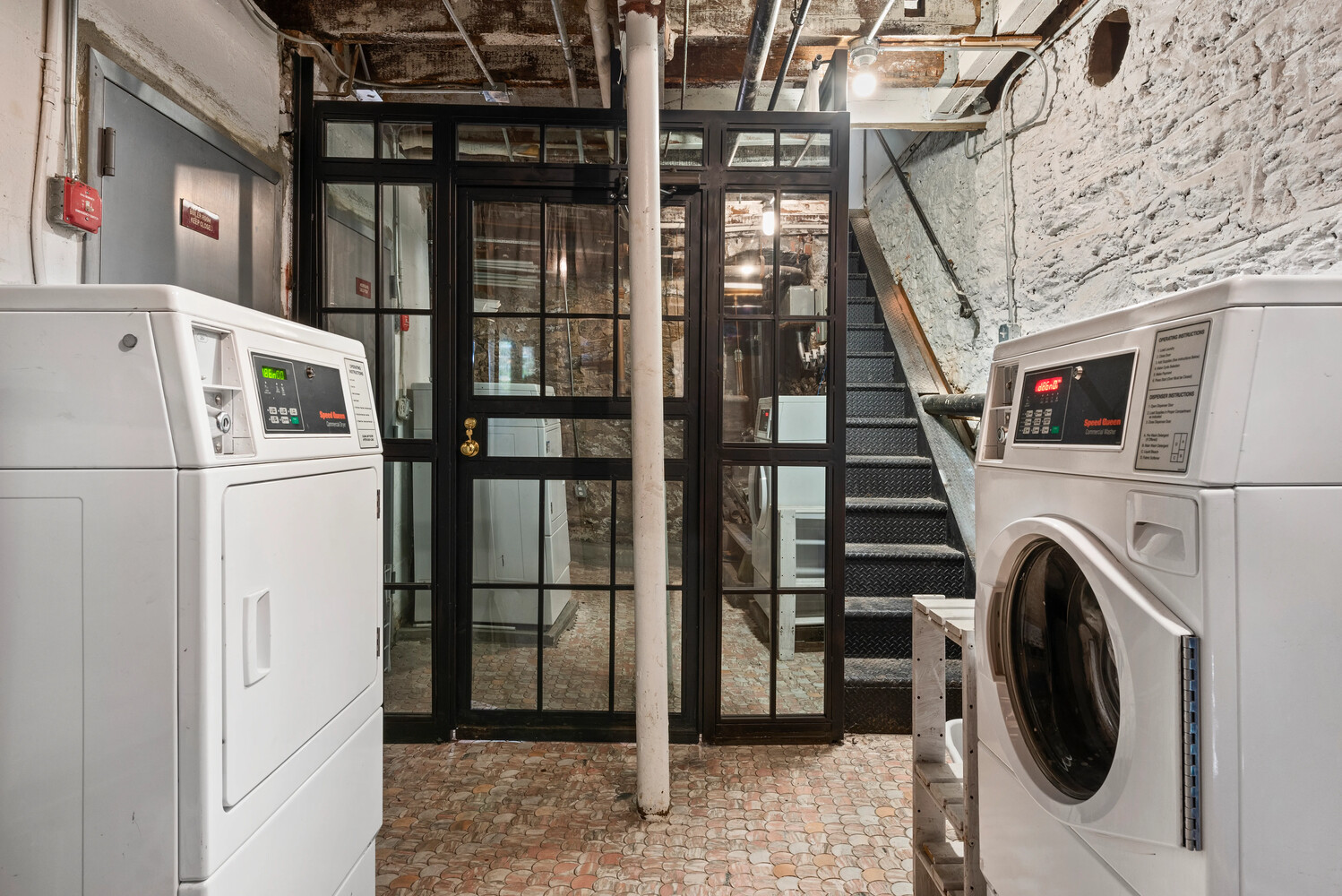 #13 photo, 227 EDGECOMBE Avenue, 曼哈頓 北曼哈顿 Hamilton Heights , NY 10030