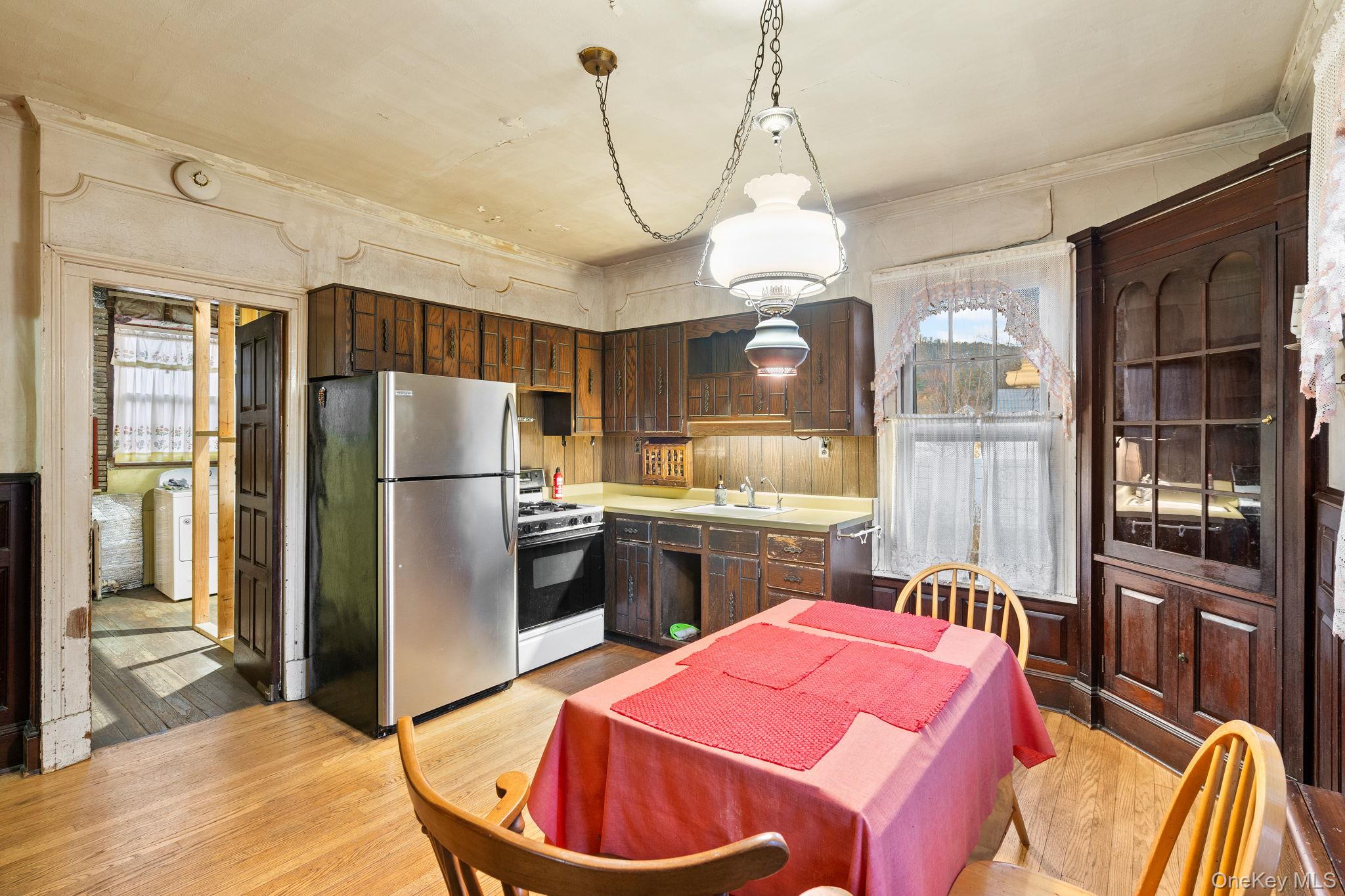 #4 photo, 54 Kingston Avenue, 紐約州 Port Jervis , NY 12771