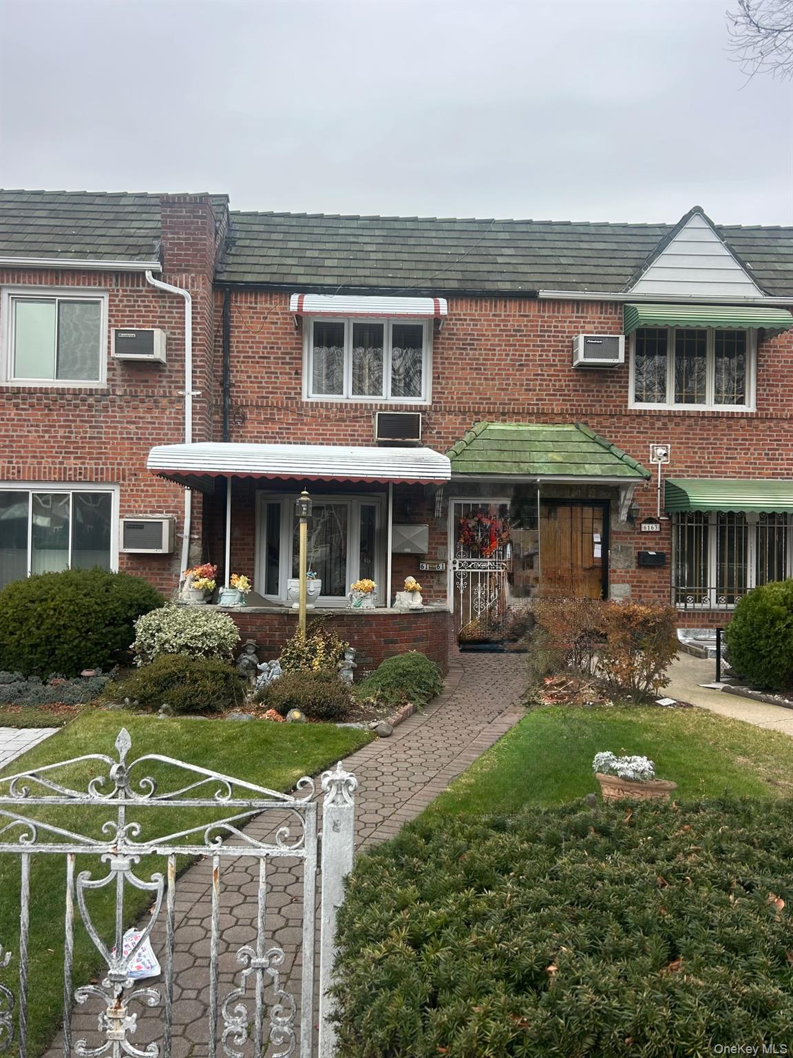 #1 photo, 6161 79th Street, 皇后區 Middle Village , NY 11379