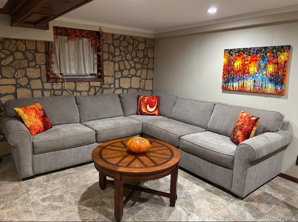 #2 photo, 6161 79th Street, 皇后區 Middle Village , NY 11379