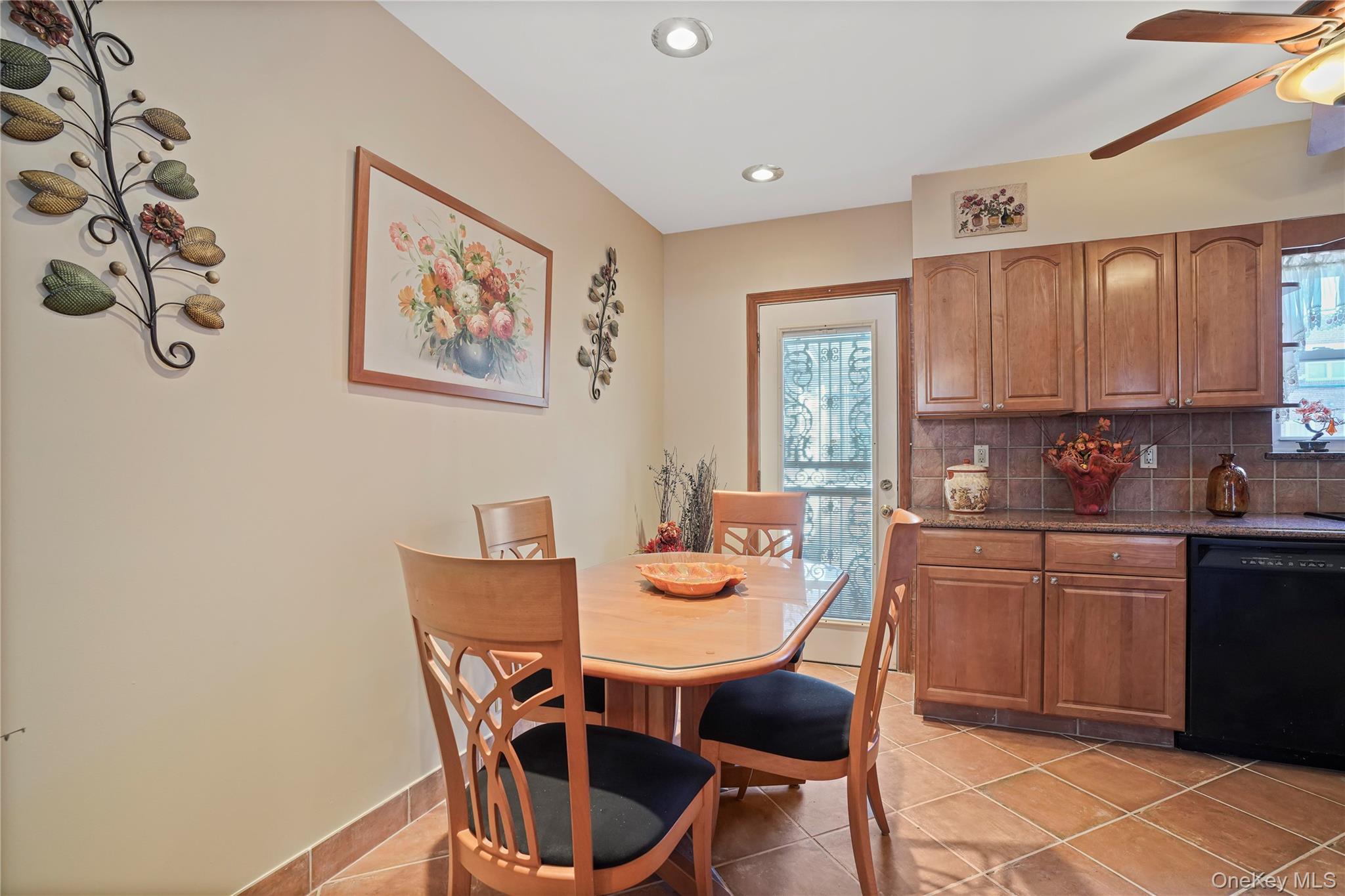 #9 photo, 6161 79th Street, Middle Village , NY 11379