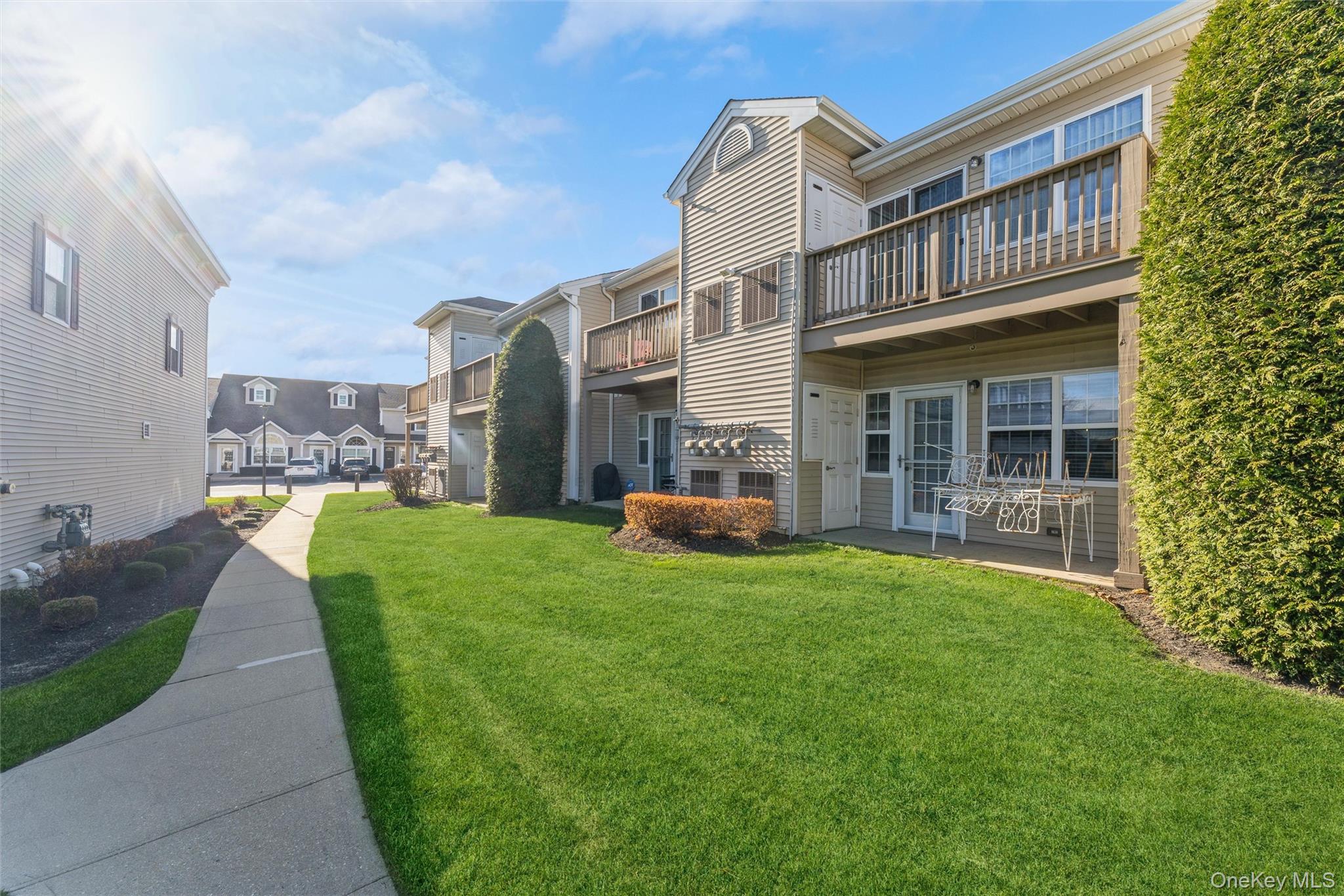 #10 photo, 1207 Willow Lane, 長島 Valley Stream , NY 11580