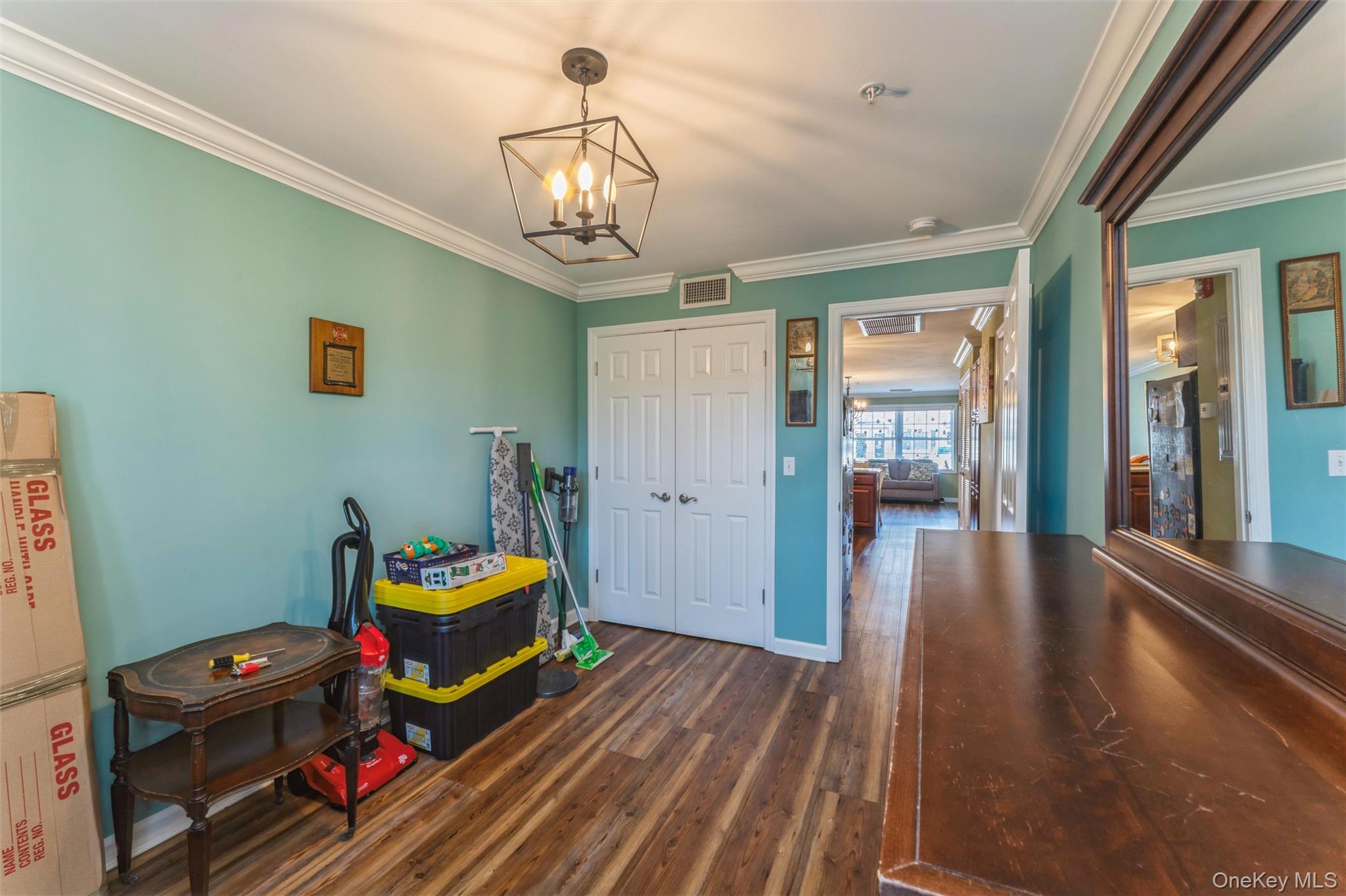 #18 photo, 1207 Willow Lane, 長島 Valley Stream , NY 11580