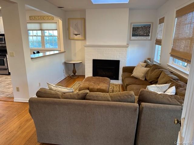 #19 photo, 215 Roosevelt Boulevard, Long Beach , NY 11561