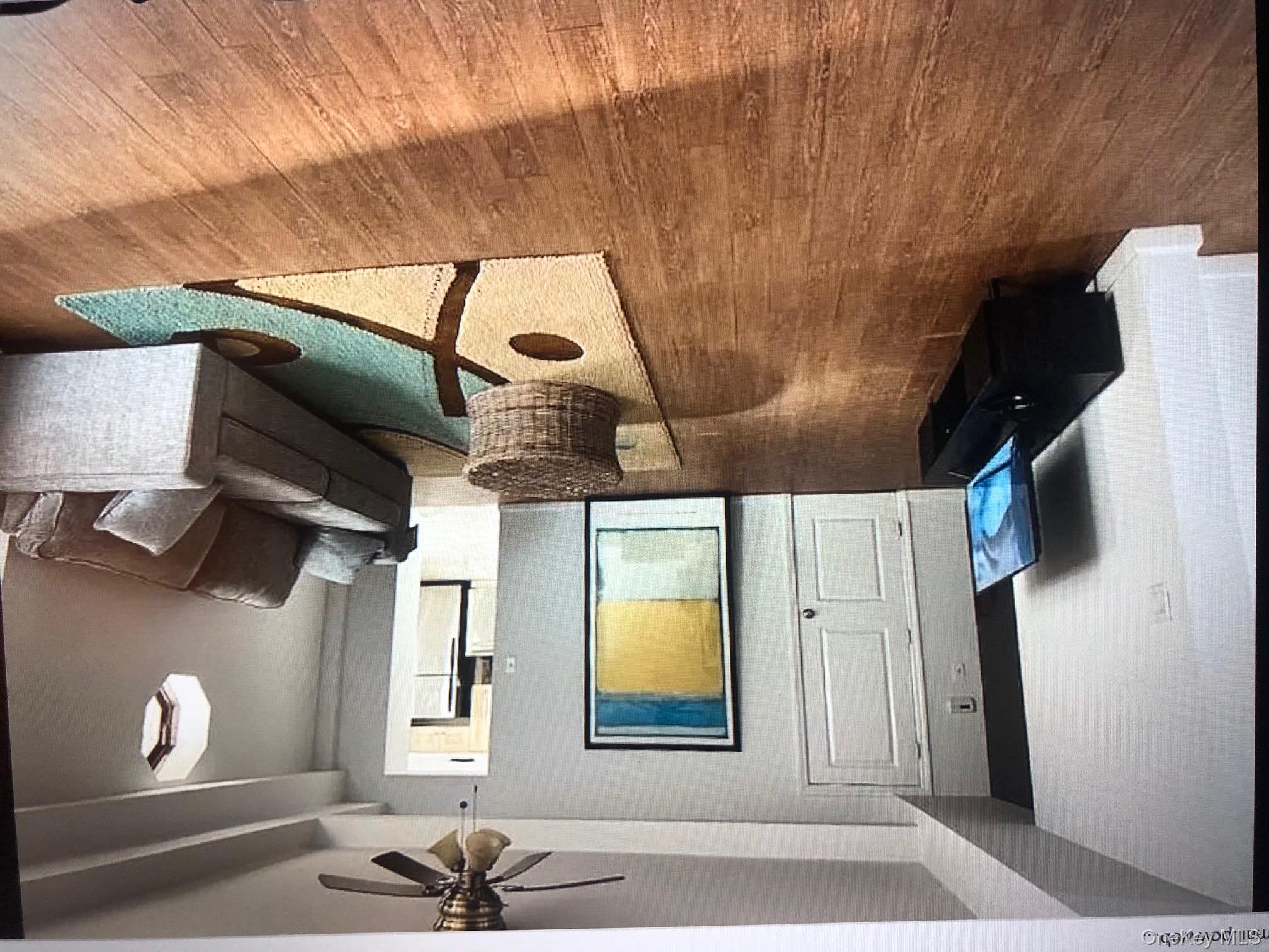 #4 photo, 215 Roosevelt Boulevard, Long Beach , NY 11561