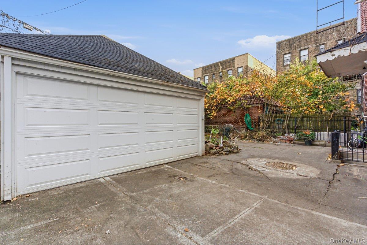 #3 photo, 33-43 83 Street, 皇后區 Jackson Heights , NY 11372