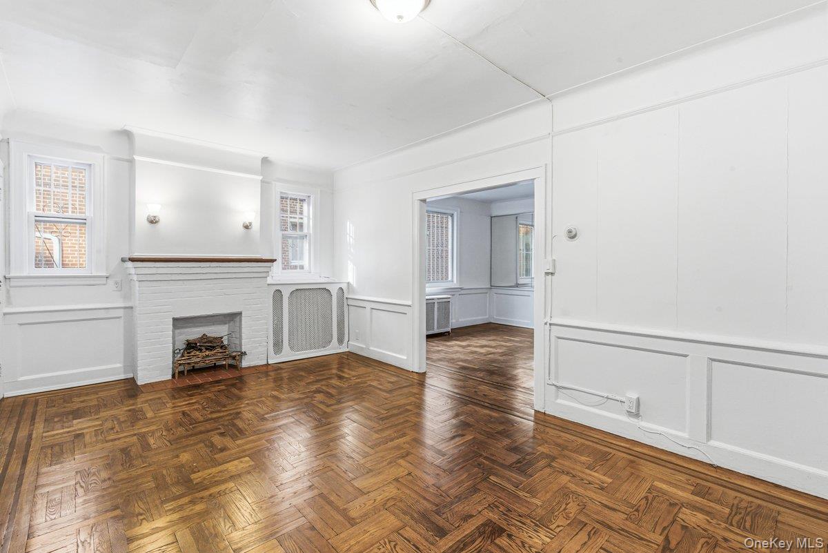 #6 photo, 33-43 83 Street, 皇后區 Jackson Heights , NY 11372