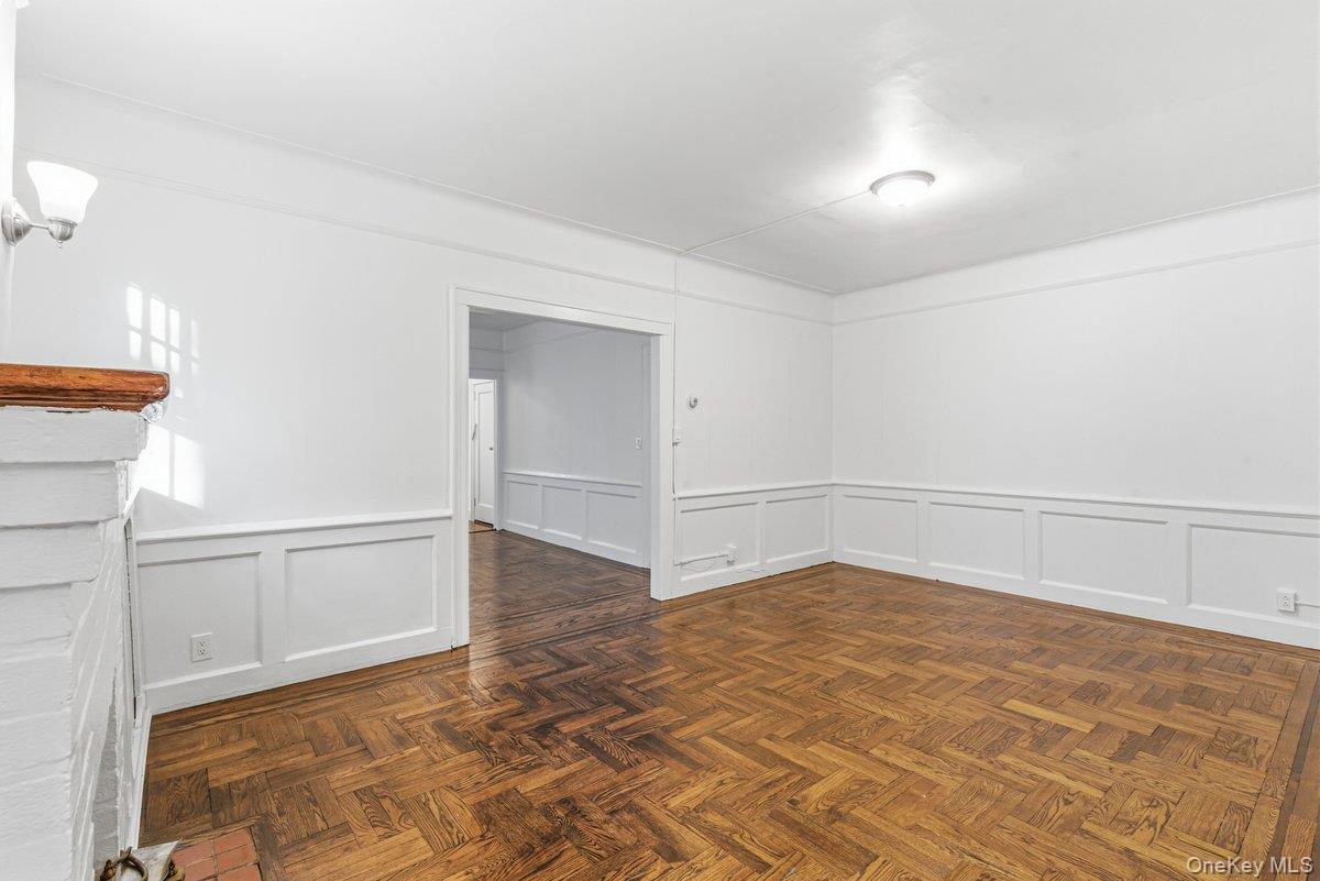 #7 photo, 33-43 83 Street, 皇后區 Jackson Heights , NY 11372