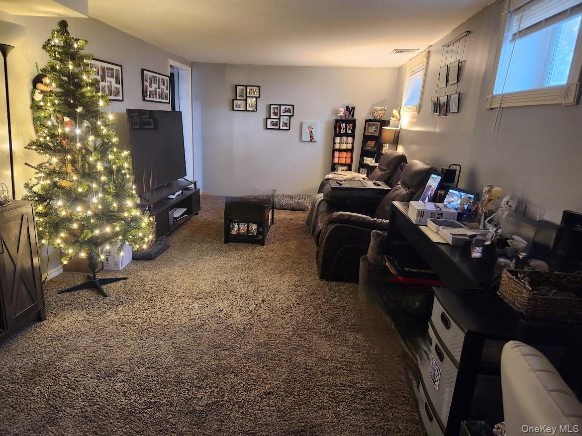 #14 photo, 1504 3rd Street, सफ़ोक काउंटी West Babylon , NY 11704