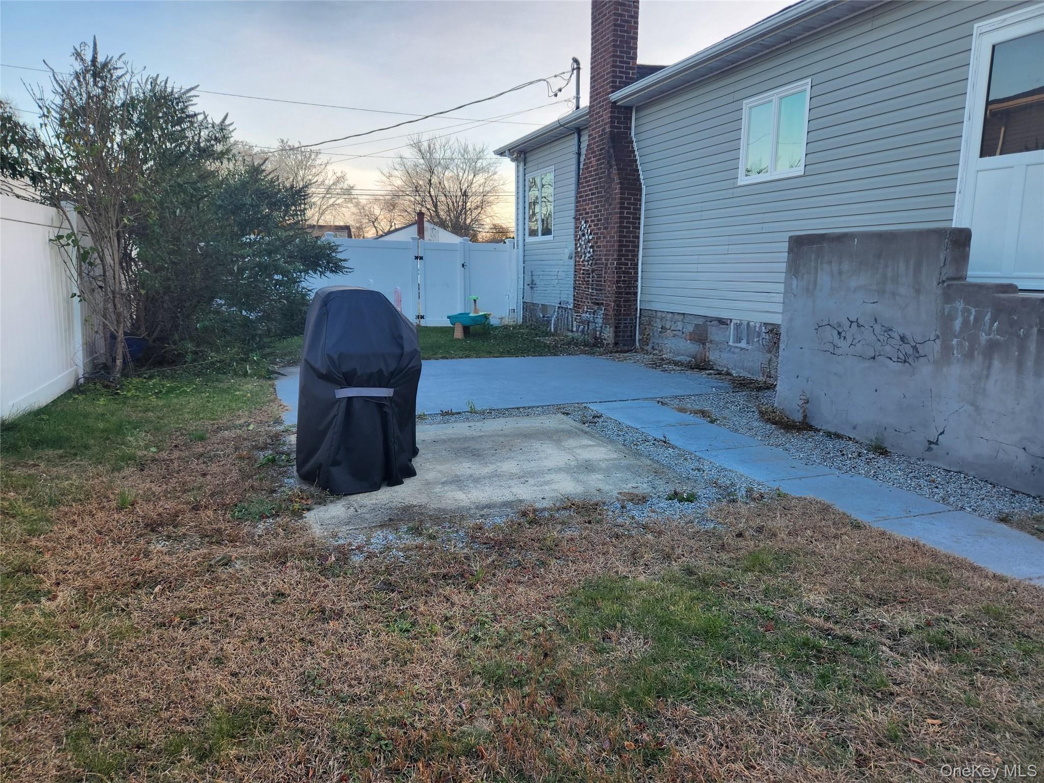 #20 photo, 1504 3rd Street, सफ़ोक काउंटी West Babylon , NY 11704