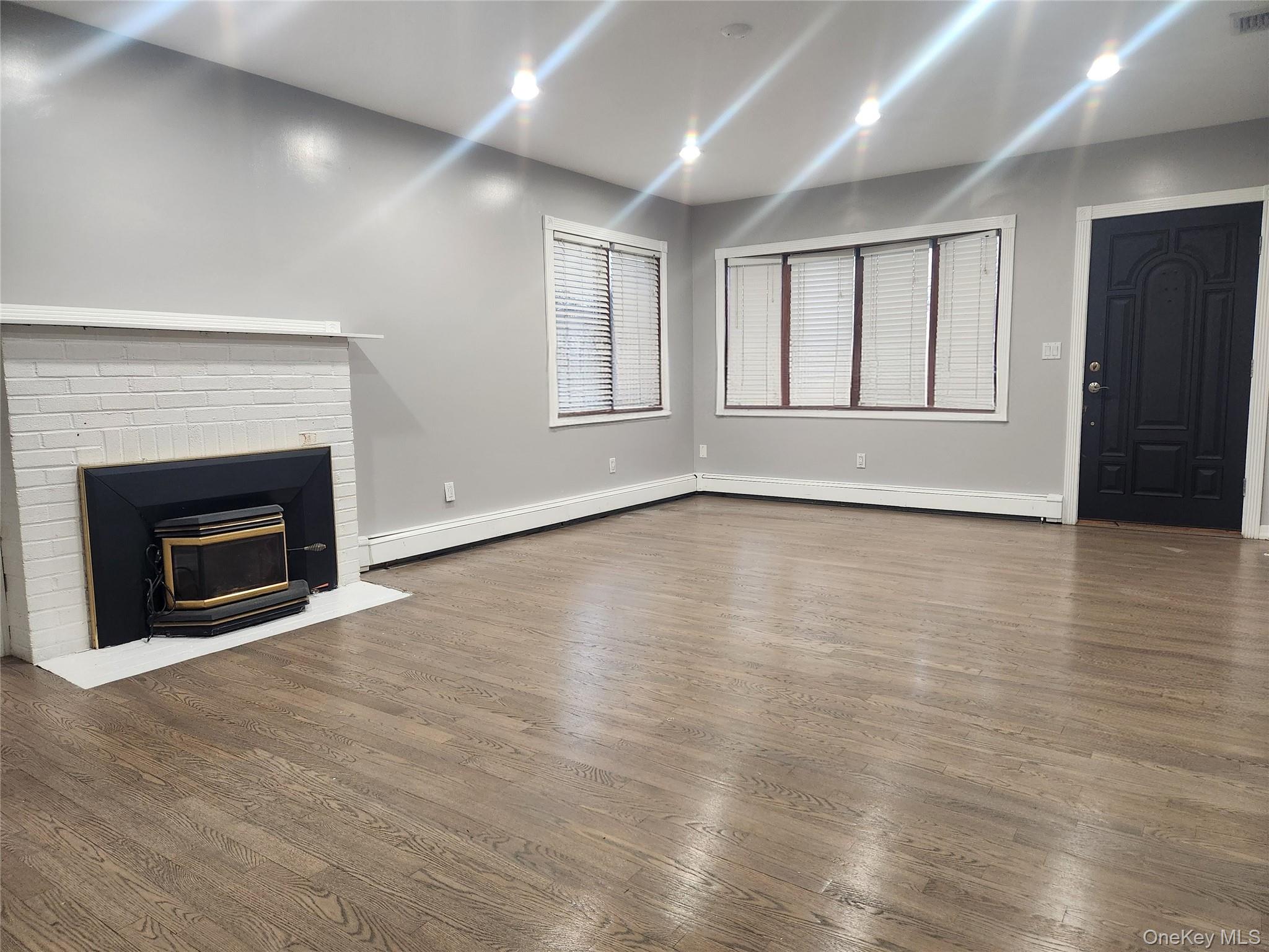 #5 photo, 1504 3rd Street, सफ़ोक काउंटी West Babylon , NY 11704