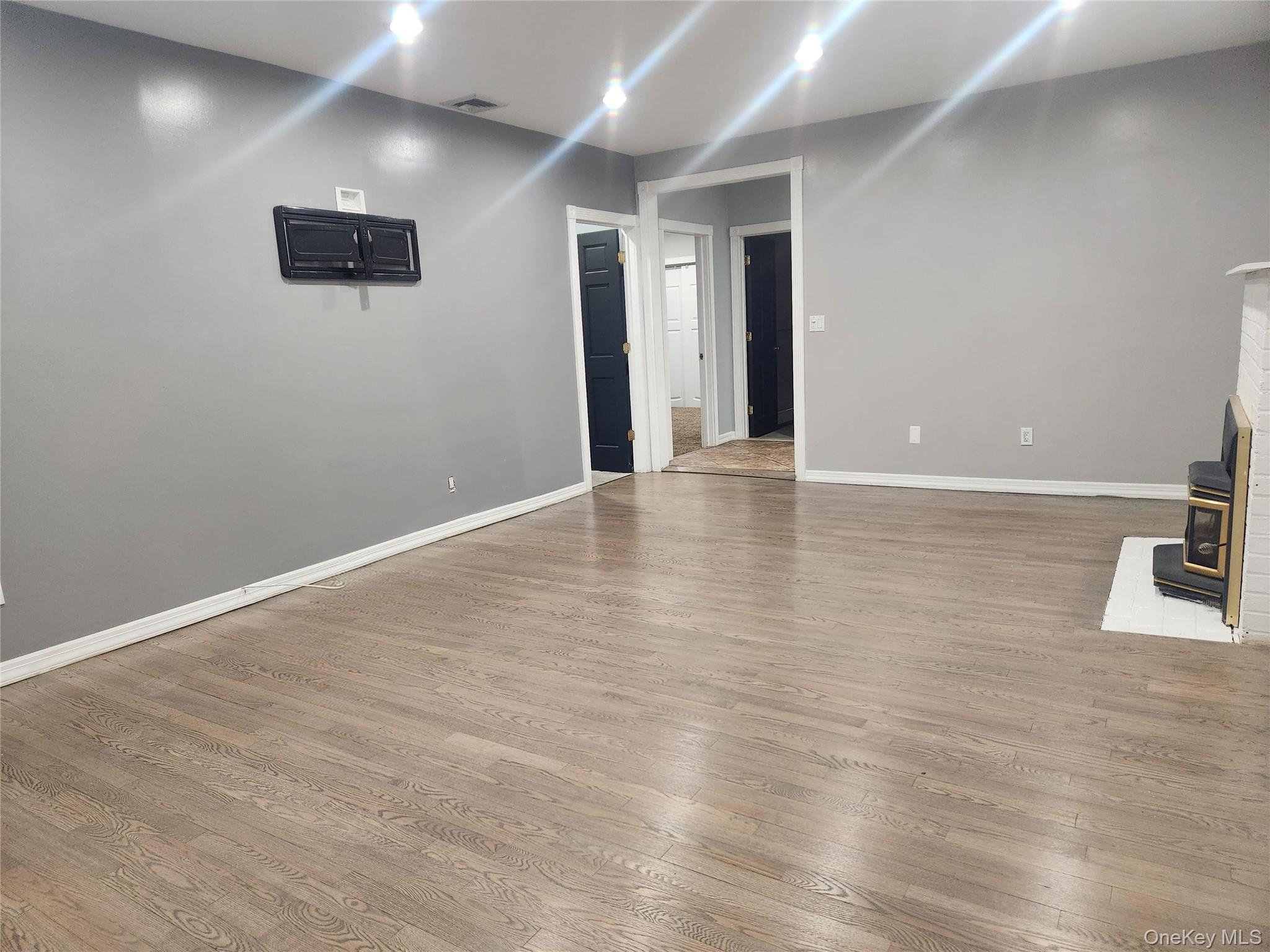 #6 photo, 1504 3rd Street, सफ़ोक काउंटी West Babylon , NY 11704