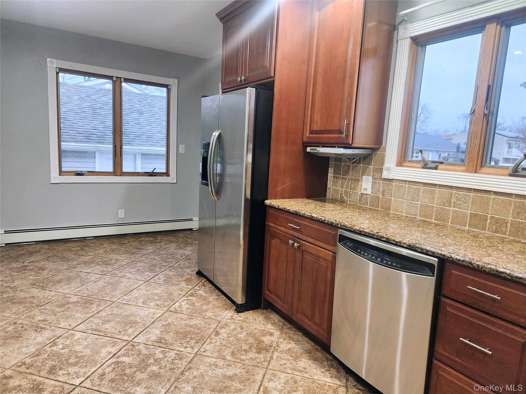 #8 photo, 1504 3rd Street, सफ़ोक काउंटी West Babylon , NY 11704