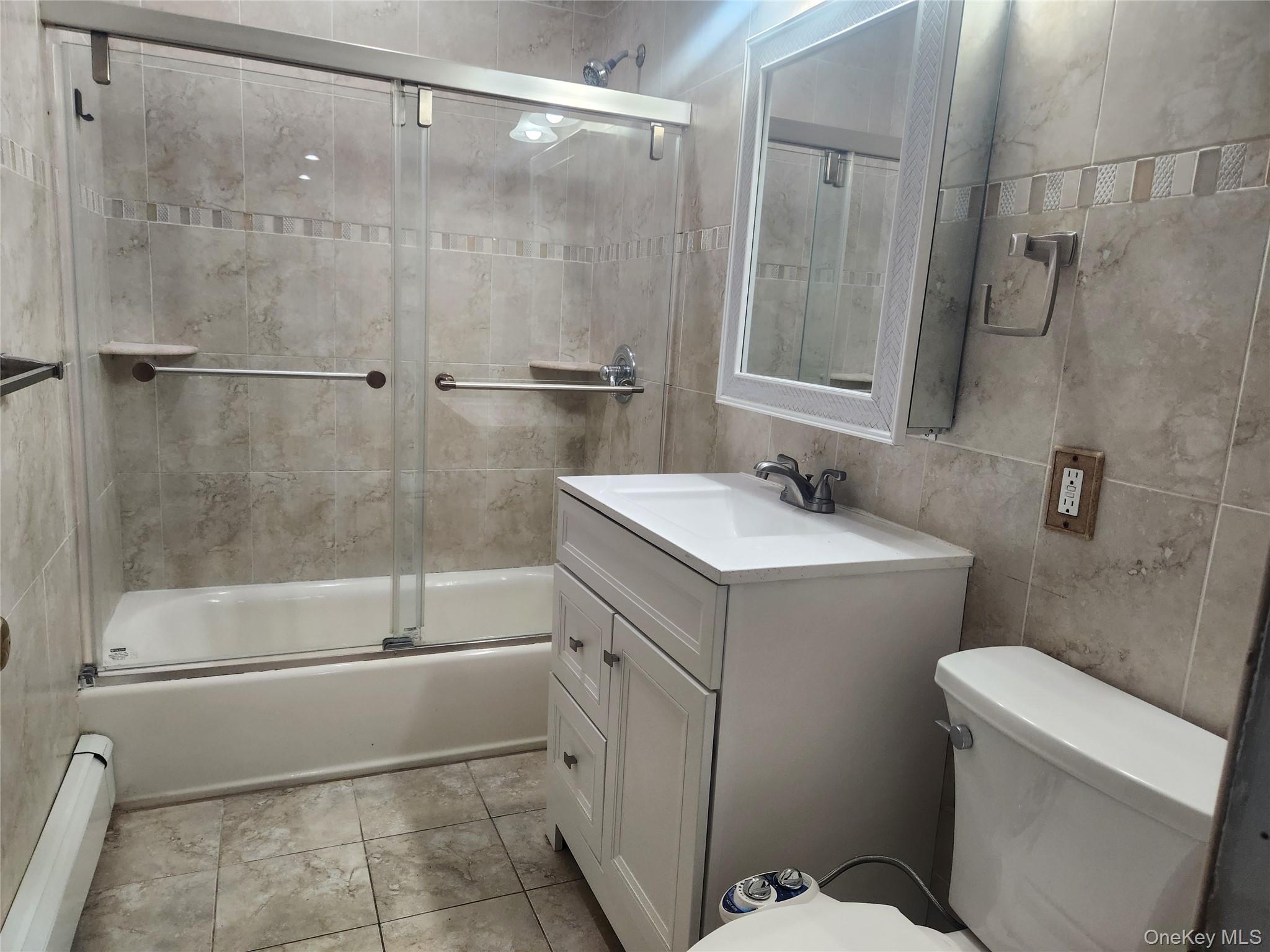 #9 photo, 1504 3rd Street, सफ़ोक काउंटी West Babylon , NY 11704