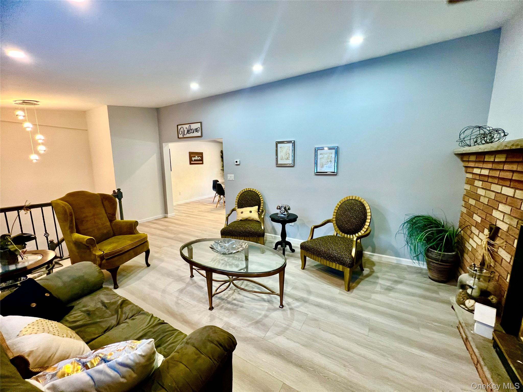 #4 photo, 17 Dunthorne Drive, Pine Bush , NY 12721