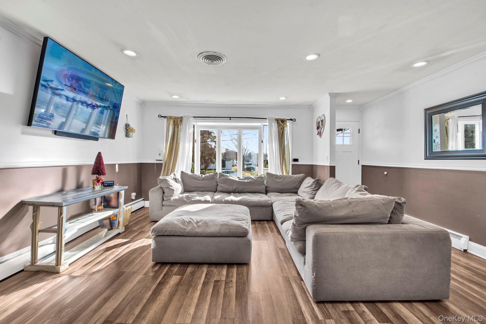 #3 photo, 78 Redwood Lane, 長島 Massapequa Park , NY 11762