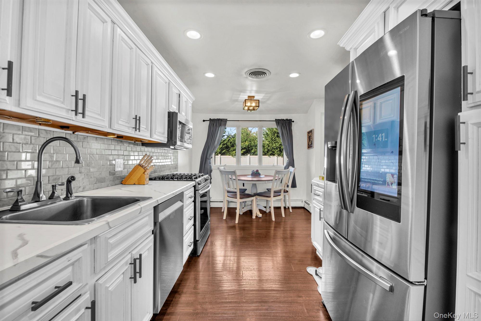 #5 photo, 78 Redwood Lane, 長島 Massapequa Park , NY 11762