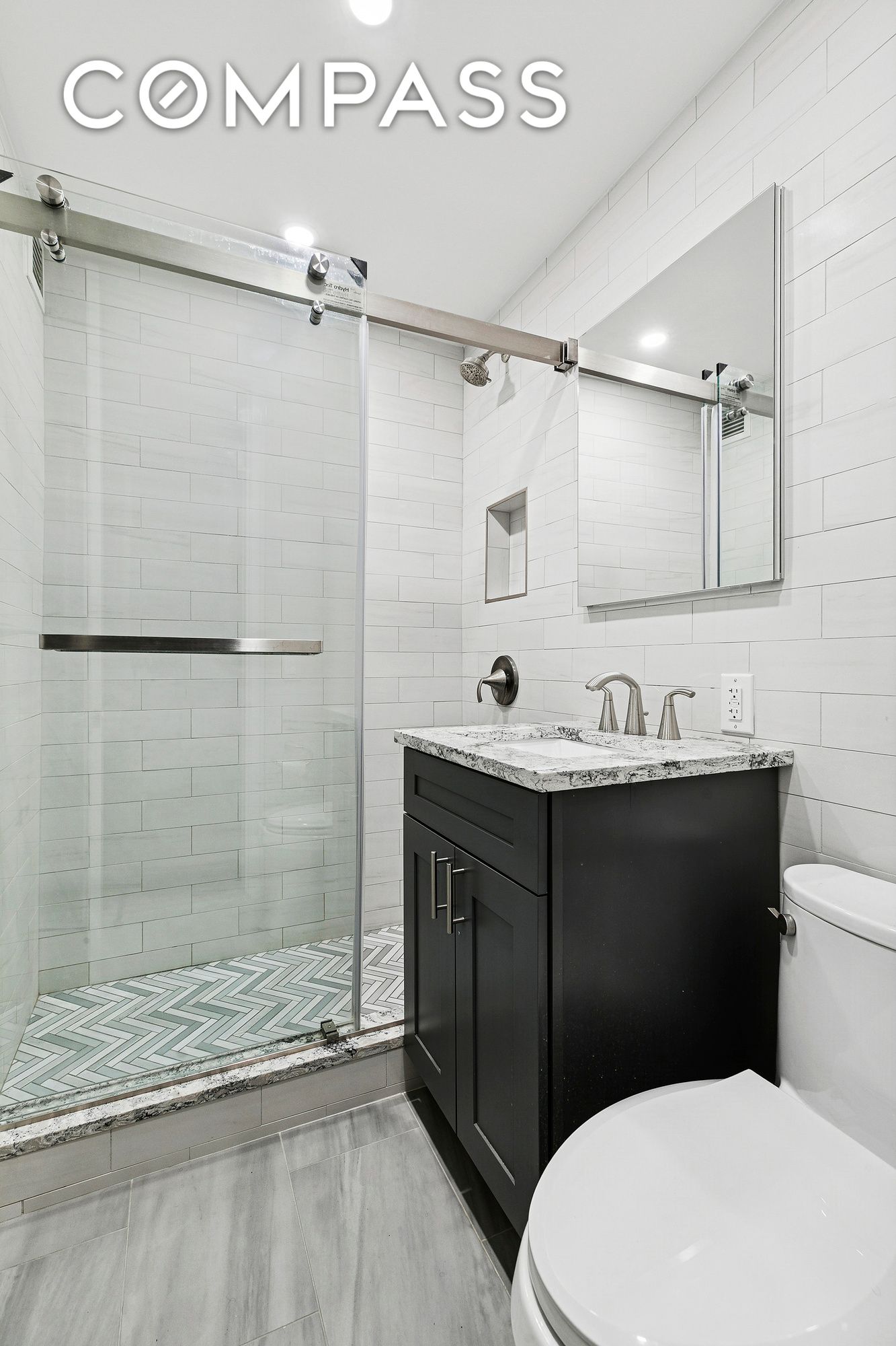 #5 photo, 330 E 33rd Street, Kips Bay , NY 10016