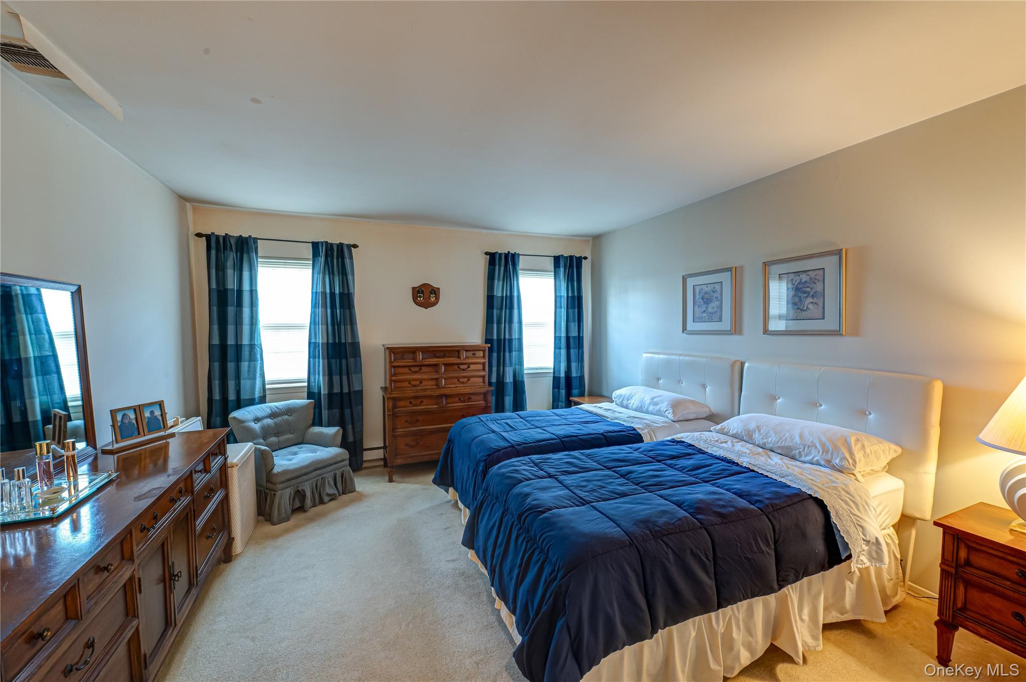 #14 photo, 118 Harbor, Amityville , NY 11701