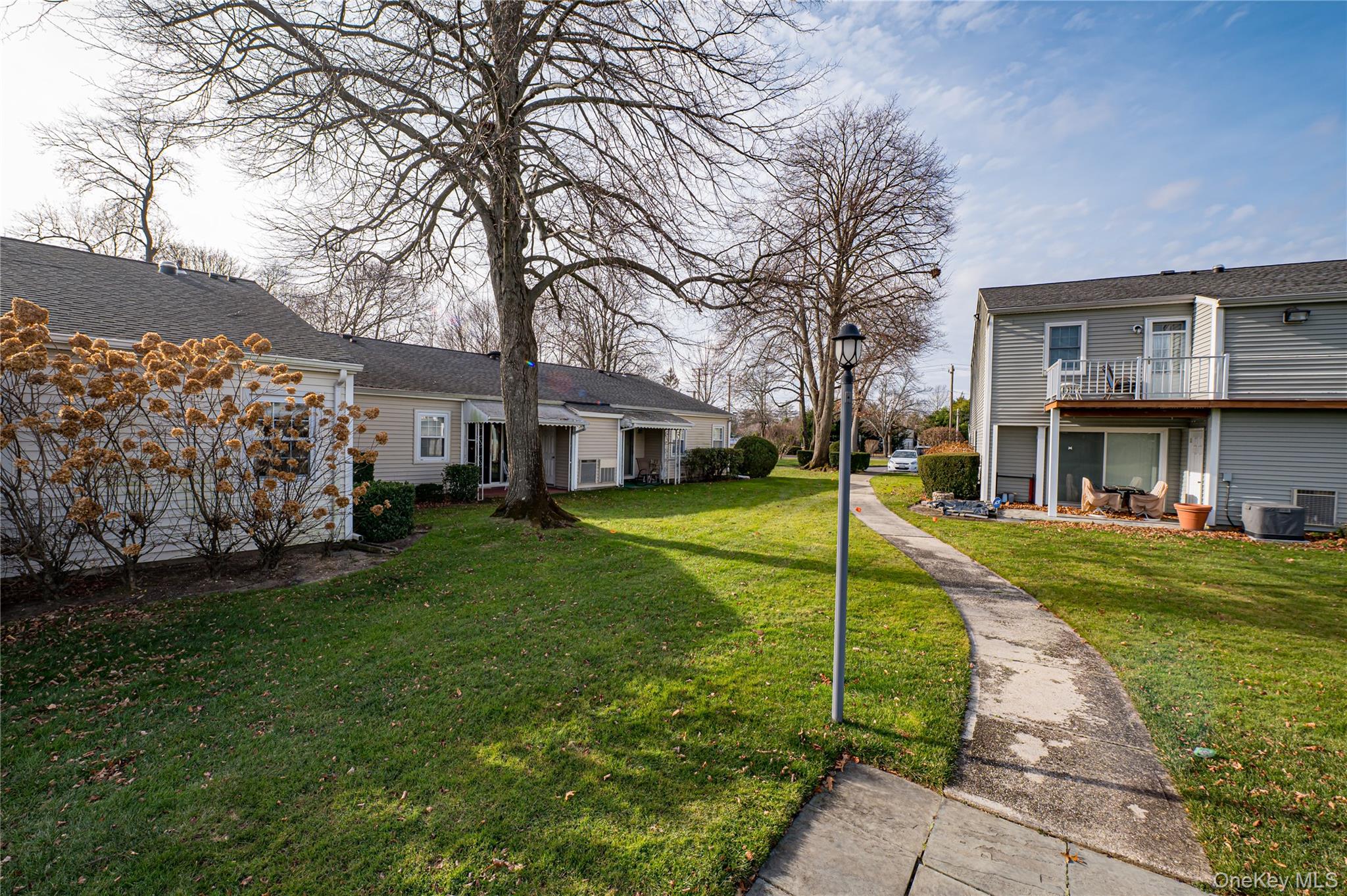 #20 photo, 118 Harbor, Amityville , NY 11701