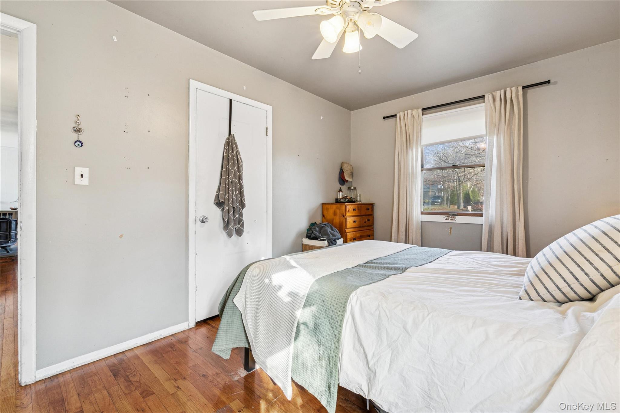 #17 photo, 5 Rutyna Circle, سوفولك Hampton Bays , NY 11946