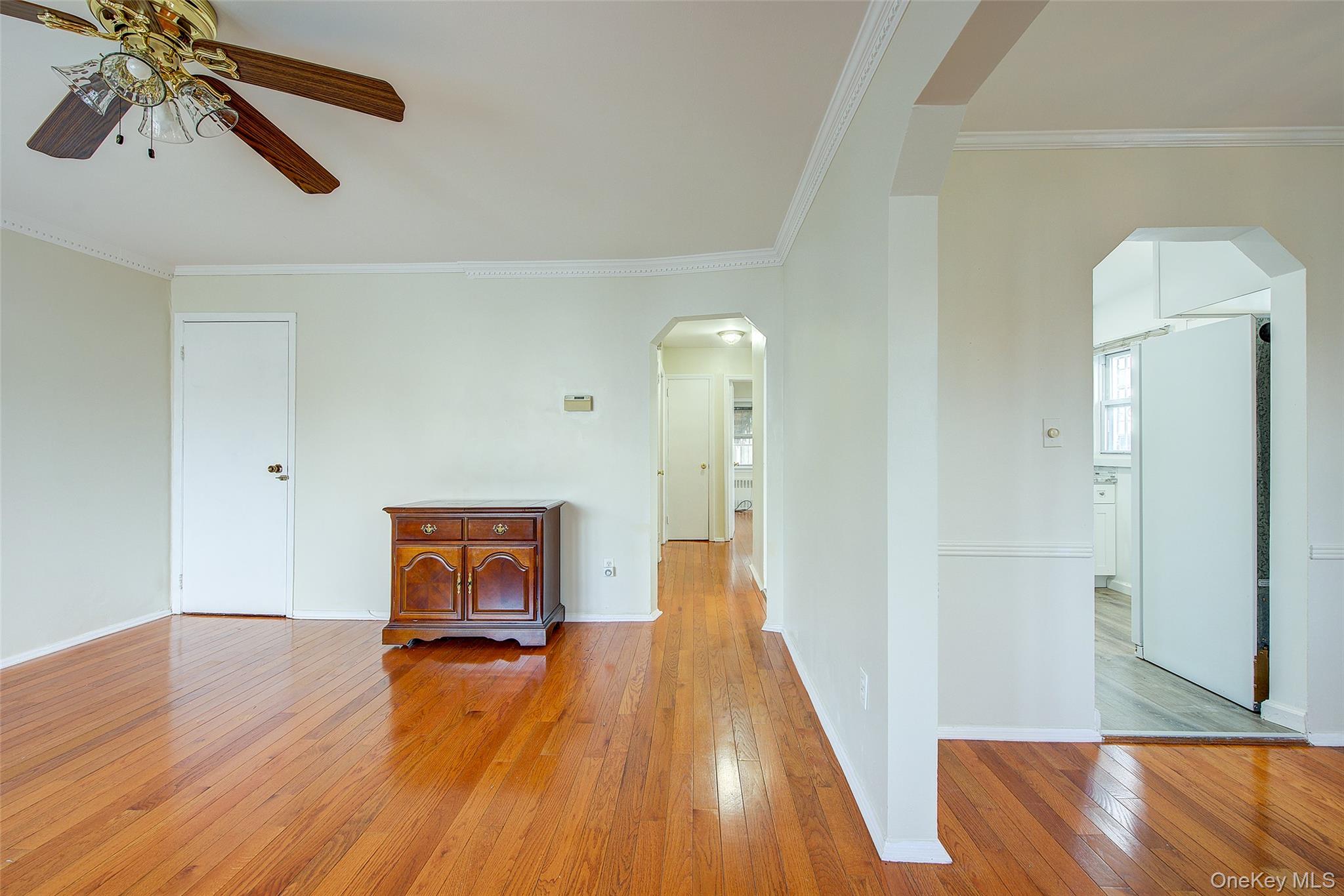 #8 photo, 220-04 103rd Avenue, Cambria Heights , NY 11429