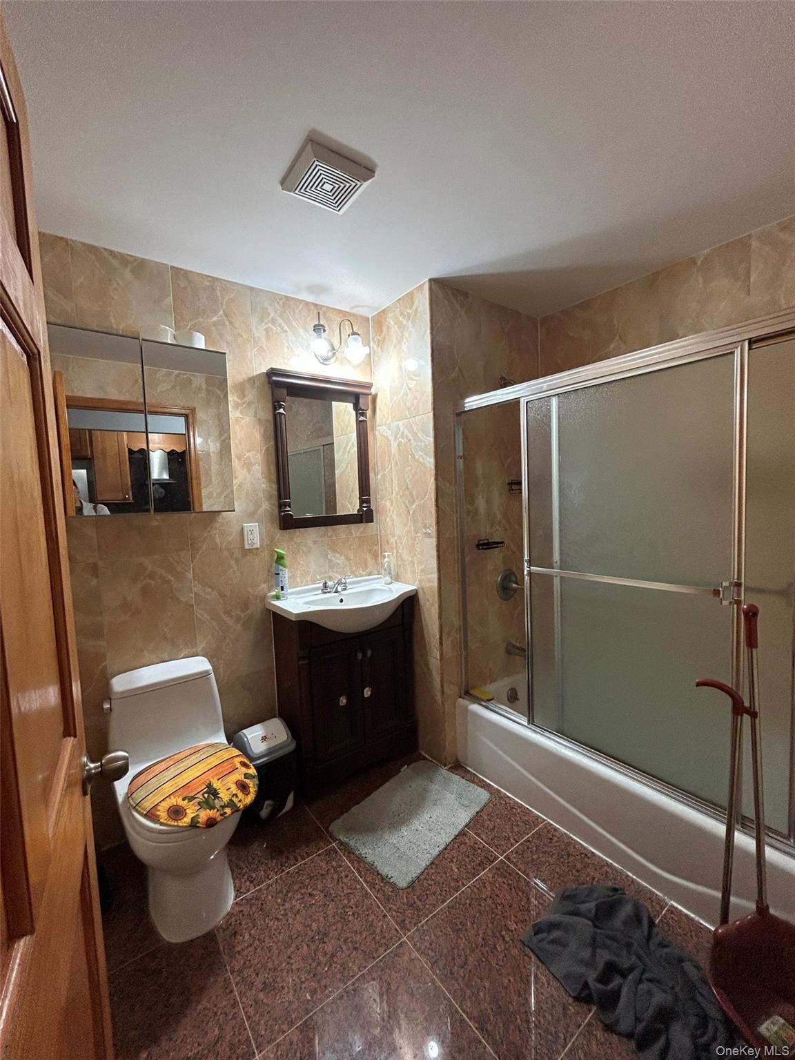 #3 photo, 43-22 Robinson Street, 皇后區 Flushing , NY 11355