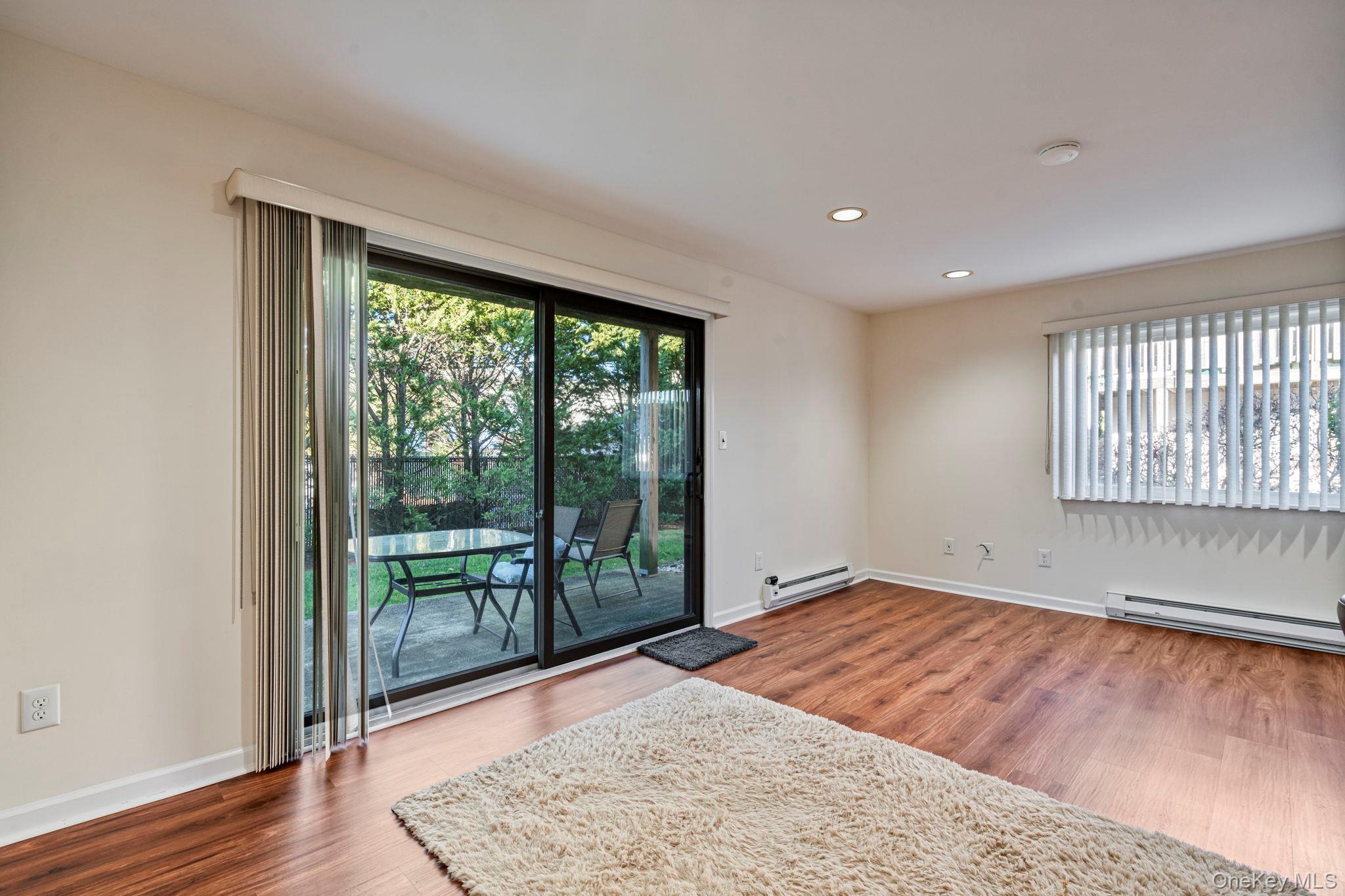 #13 photo, 1 Anchorage Way, 長島 Freeport , NY 11520