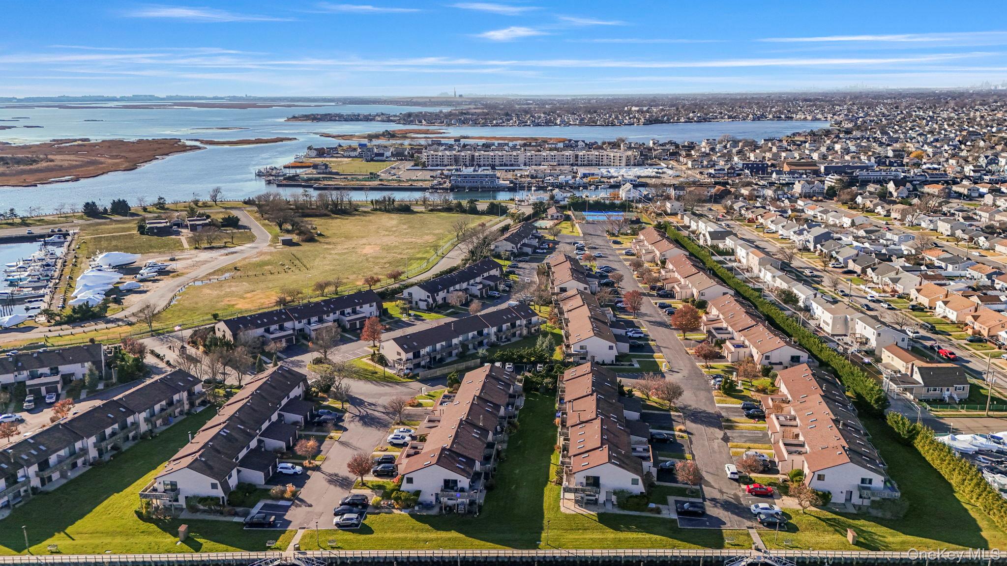 #9 photo, 1 Anchorage Way, 長島 Freeport , NY 11520