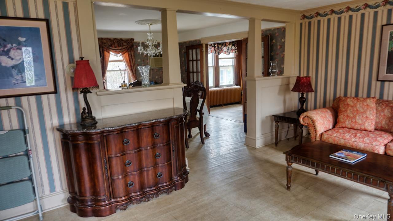 #16 photo, 64 Ketewamoke Avenue, Babylon , NY 11702