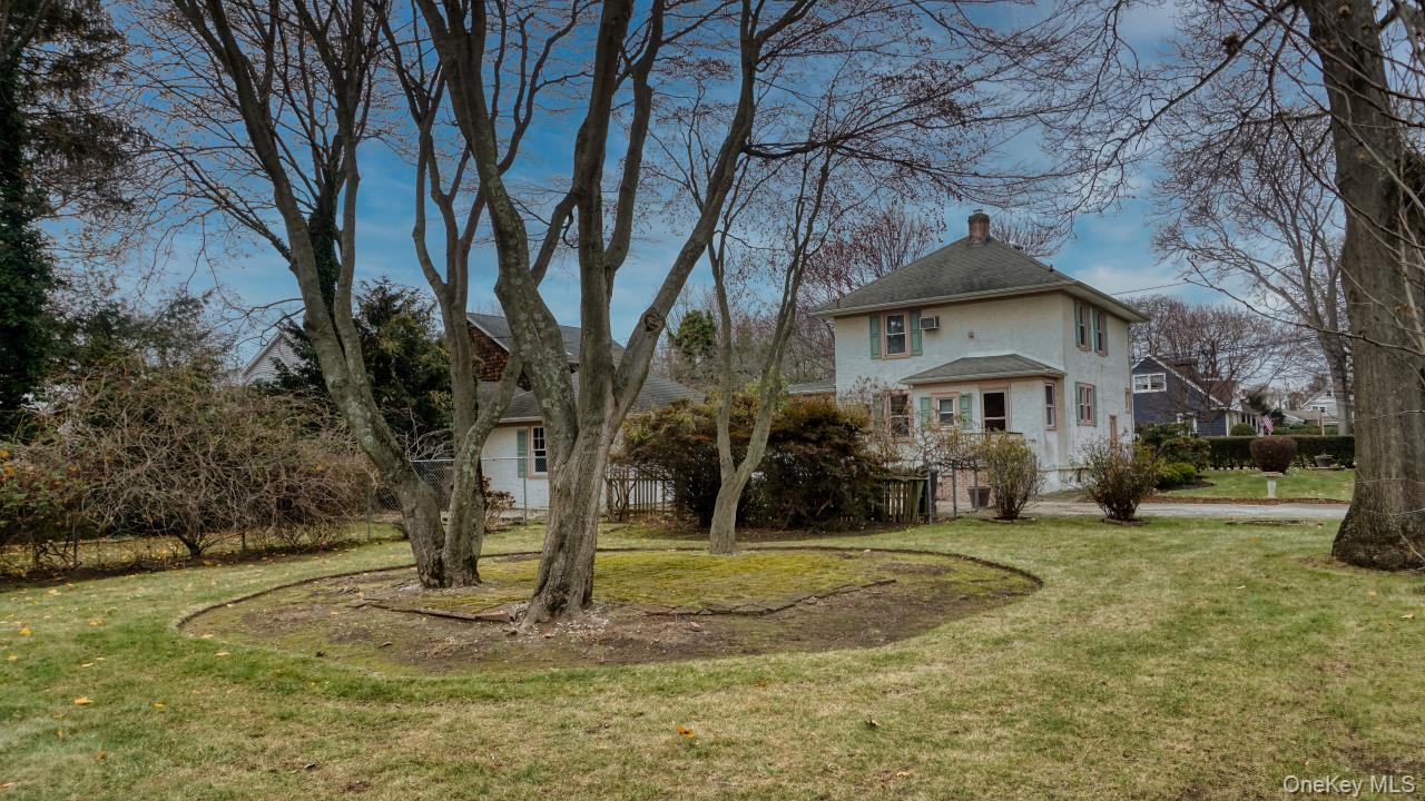 #6 photo, 64 Ketewamoke Avenue, Babylon , NY 11702