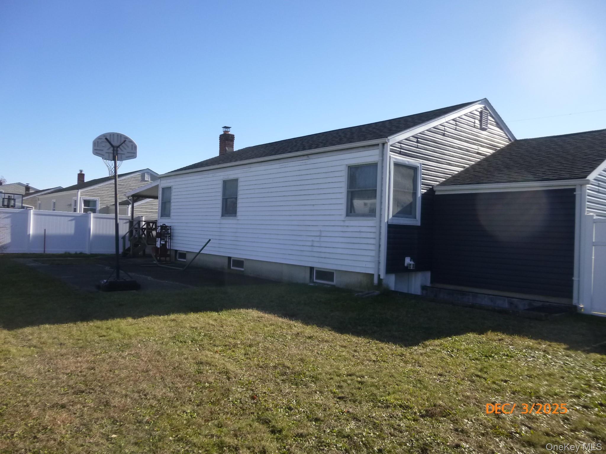 #4 photo, 71 Carroll Street, سوفولك Brentwood , NY 11717