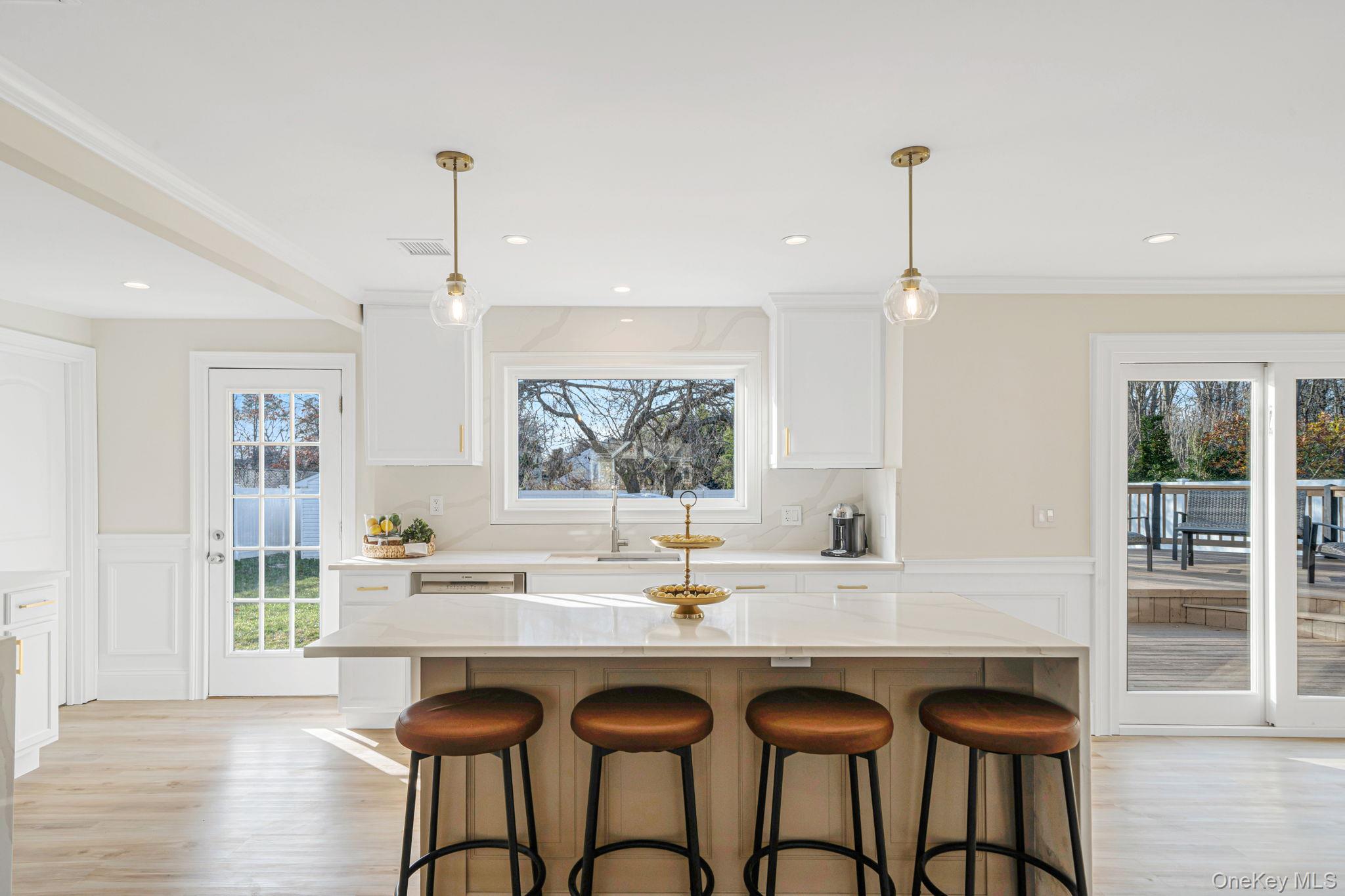 #10 photo, 36 Flintridge Drive, सफ़ोक काउंटी Holbrook , NY 11741