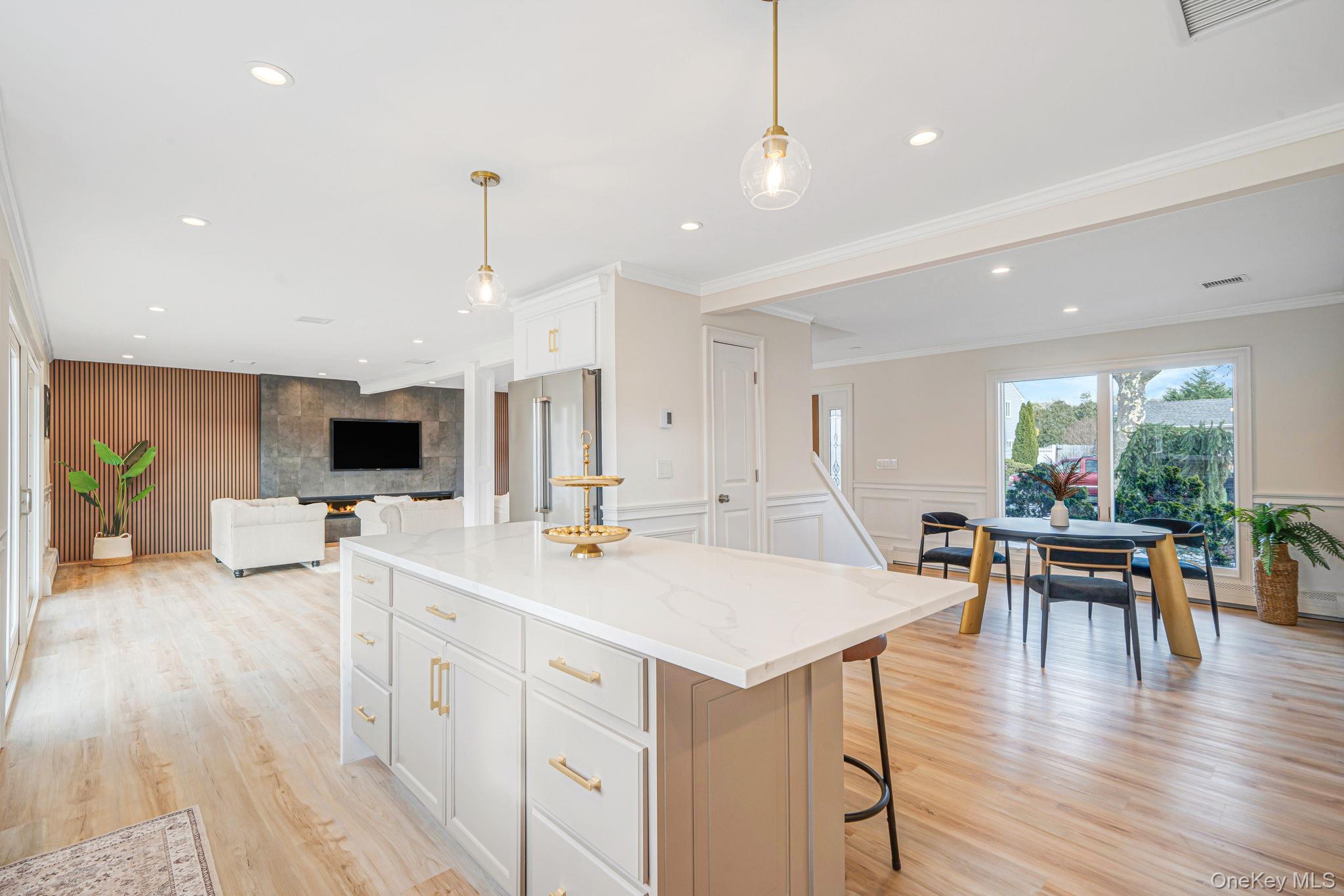 #13 photo, 36 Flintridge Drive, सफ़ोक काउंटी Holbrook , NY 11741