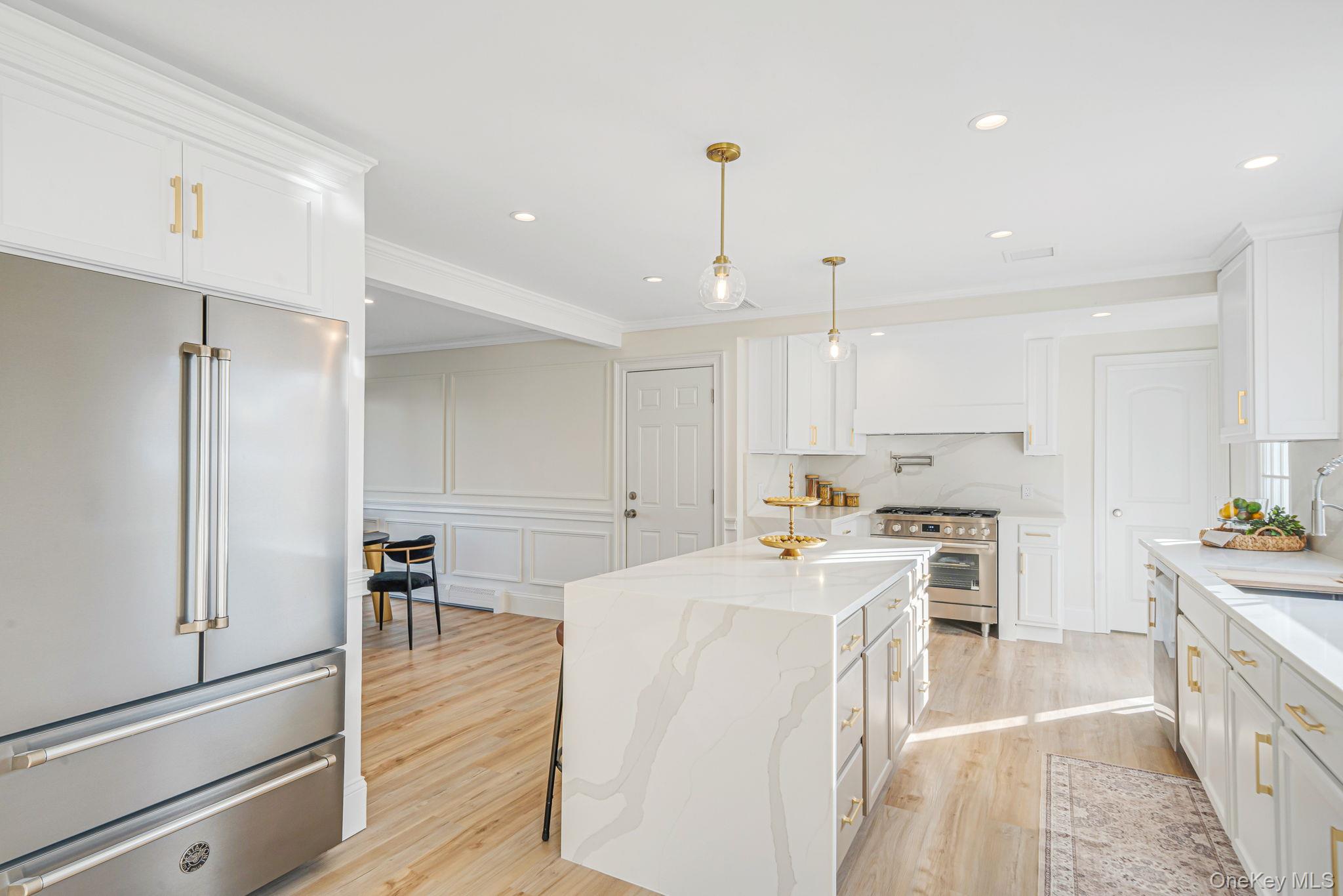 #14 photo, 36 Flintridge Drive, सफ़ोक काउंटी Holbrook , NY 11741