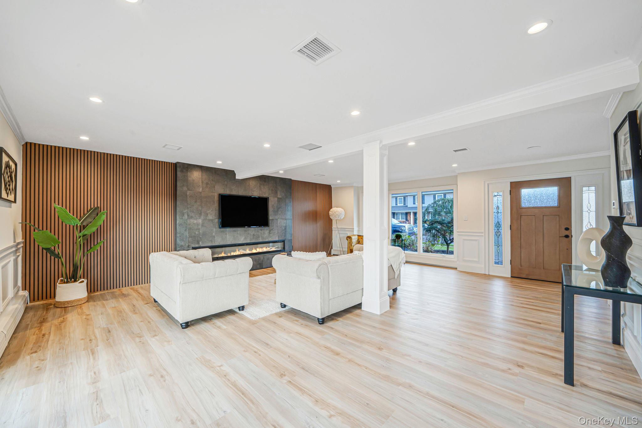 #17 photo, 36 Flintridge Drive, सफ़ोक काउंटी Holbrook , NY 11741