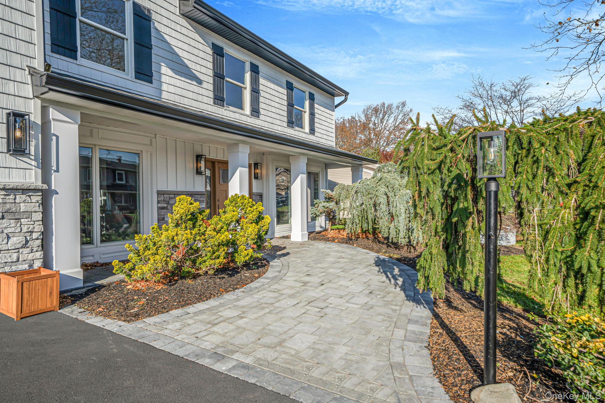 #3 photo, 36 Flintridge Drive, सफ़ोक काउंटी Holbrook , NY 11741