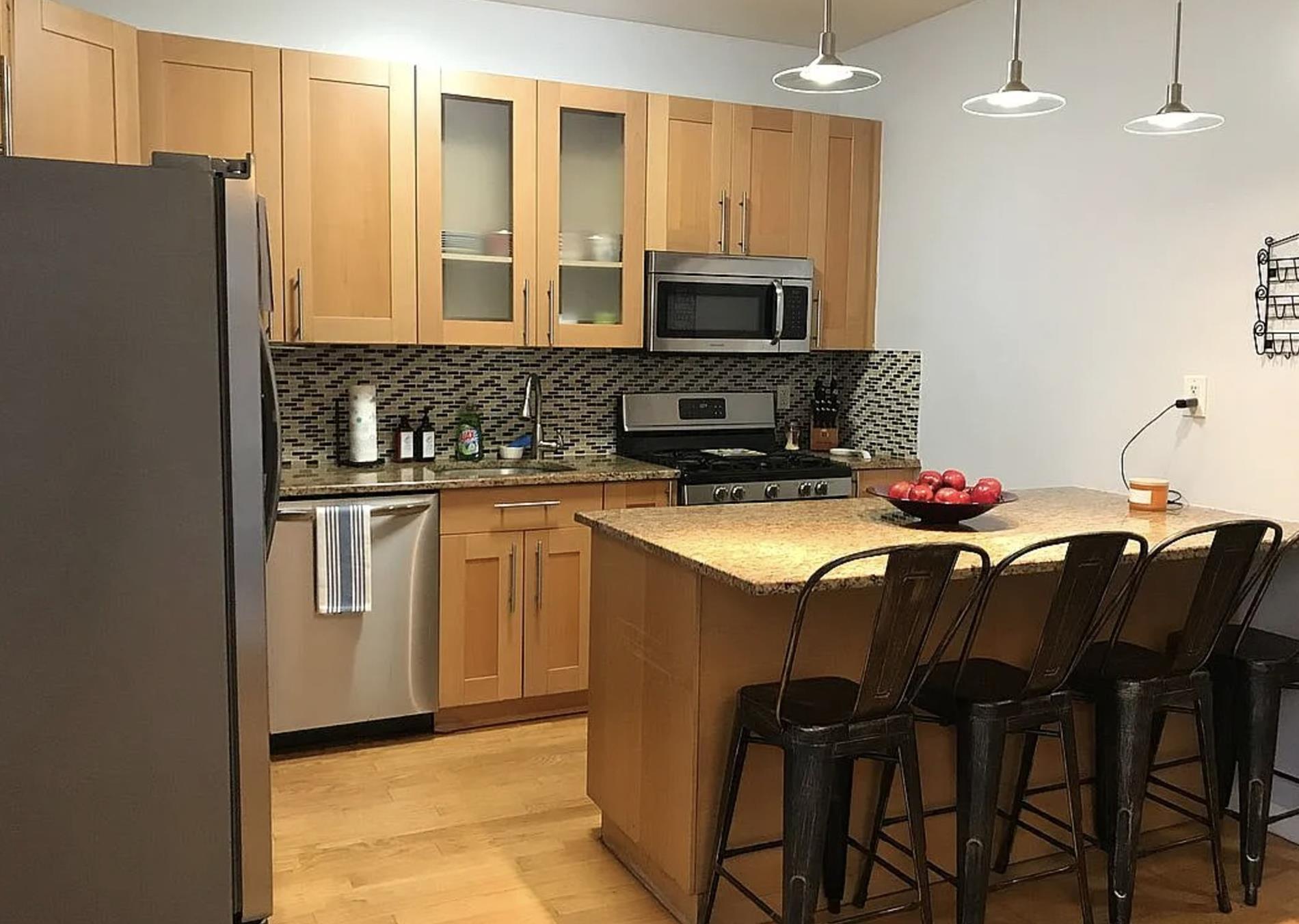 #3 photo, 234 Richardson Street, 브루클린 East Williamsburg , NY 11222