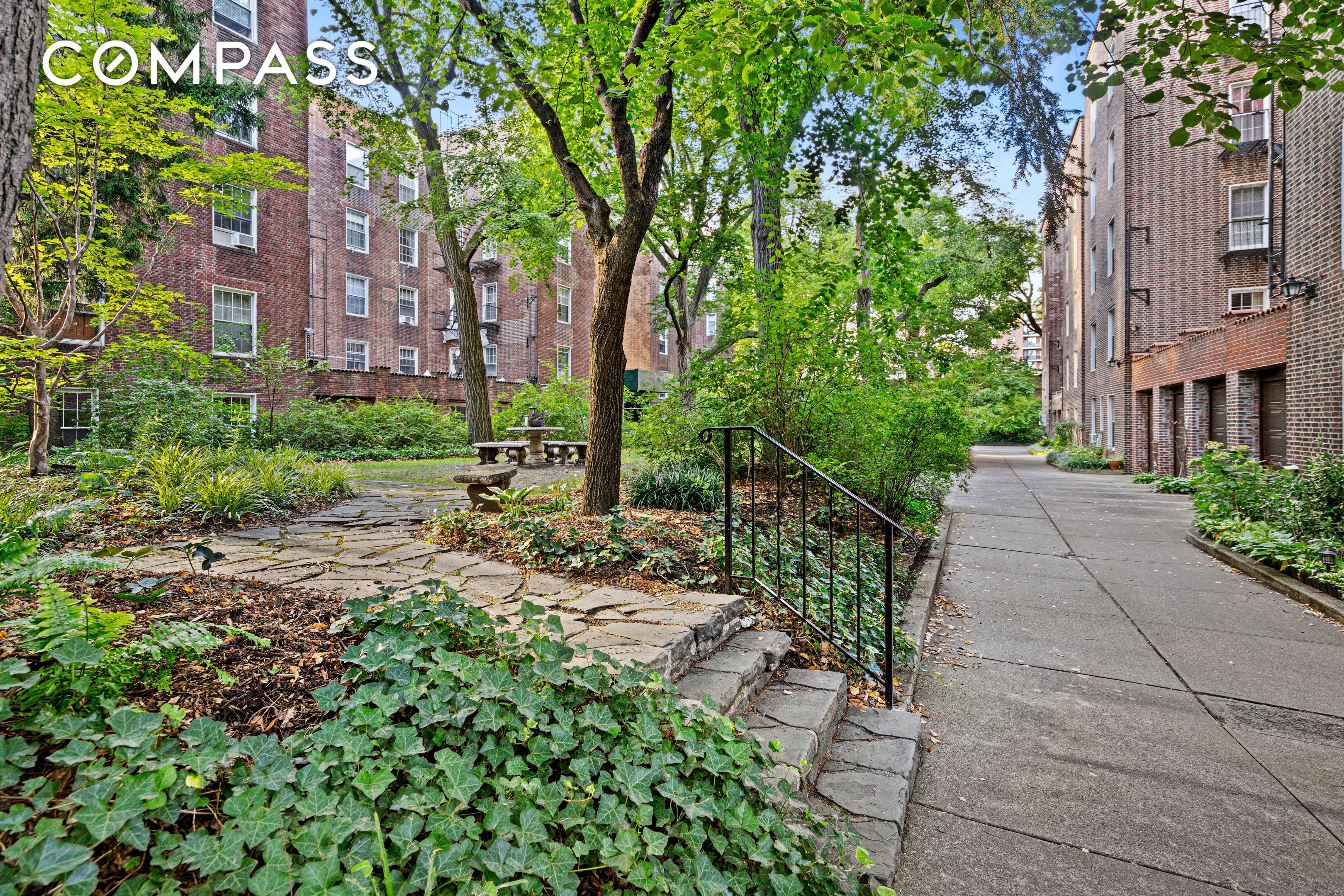 #14 photo, 37-52 85th Street, كوينز Jackson Heights , NY 11372